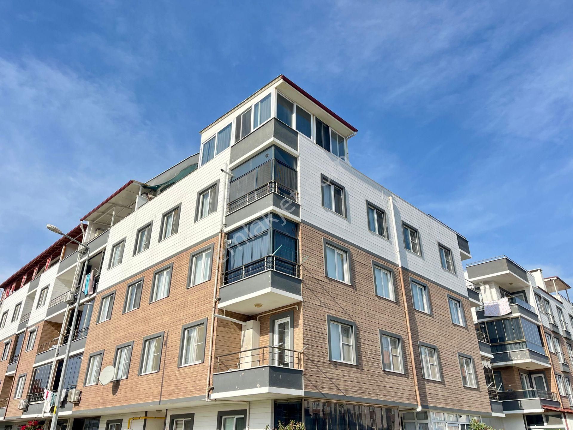 Akçay Sezgin Emlaktan Asansörlü Doğalgazlı Sürekli Kiralık 2+1