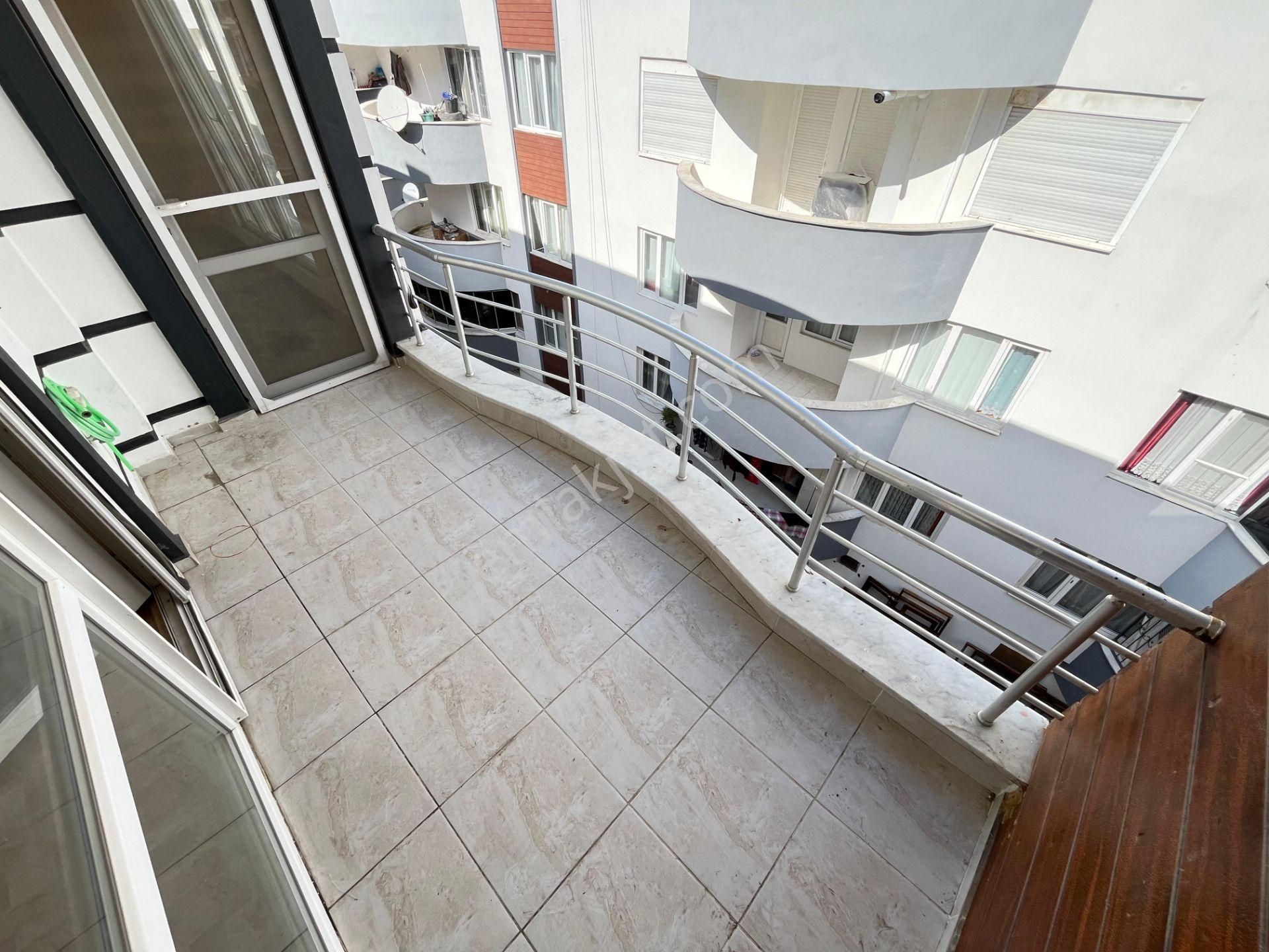 Akçay Sezgin Emlaktan Asansörlü Doğalgazlı Sürekli Kiralık 2+1 - Görsel 8