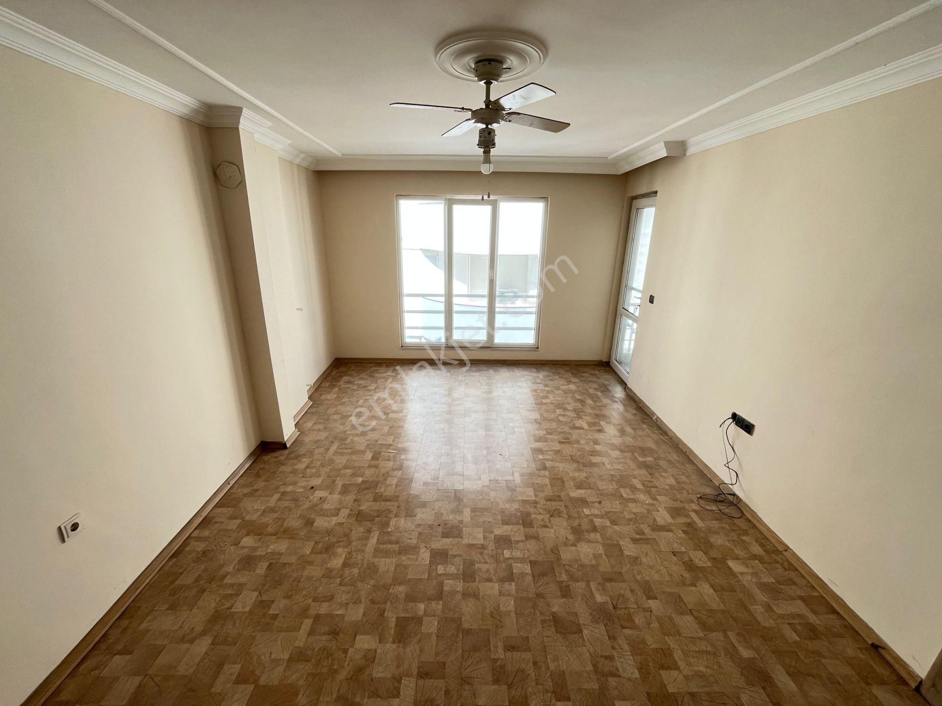 Akçay Sezgin Emlaktan Asansörlü Doğalgazlı Sürekli Kiralık 2+1 - Görsel 20