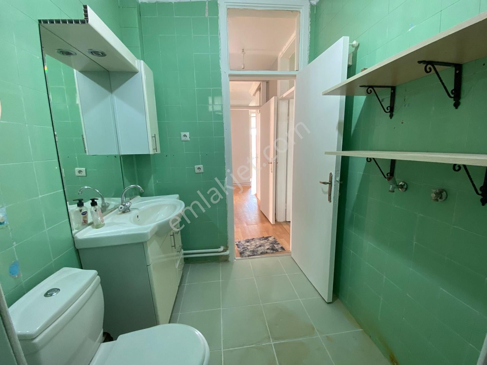 Kennedy Caddesinin En İyi Konumunda Arakat 3+1 - Görsel 4