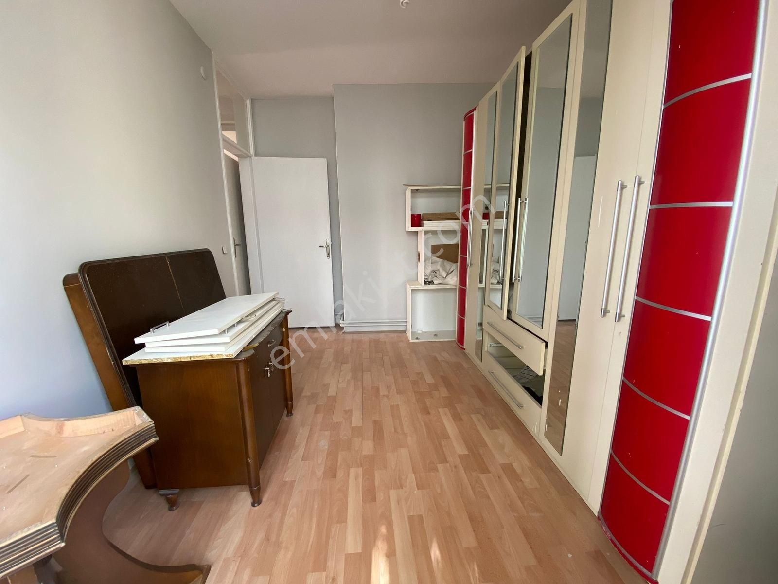 Kennedy Caddesinin En İyi Konumunda Arakat 3+1 - Görsel 21