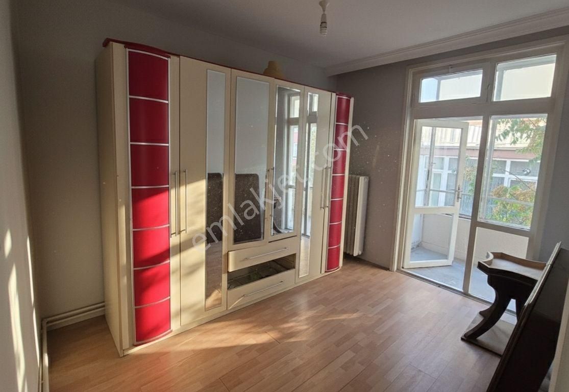 Kennedy Caddesinin En İyi Konumunda Arakat 3+1 - Görsel 17