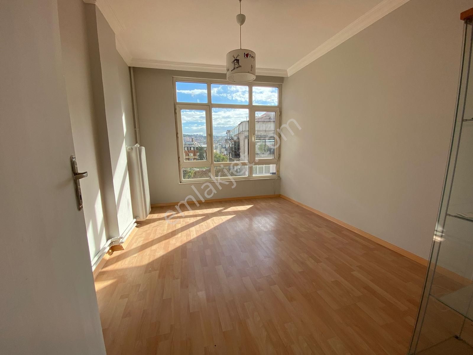 Kennedy Caddesinin En İyi Konumunda Arakat 3+1 - Görsel 16