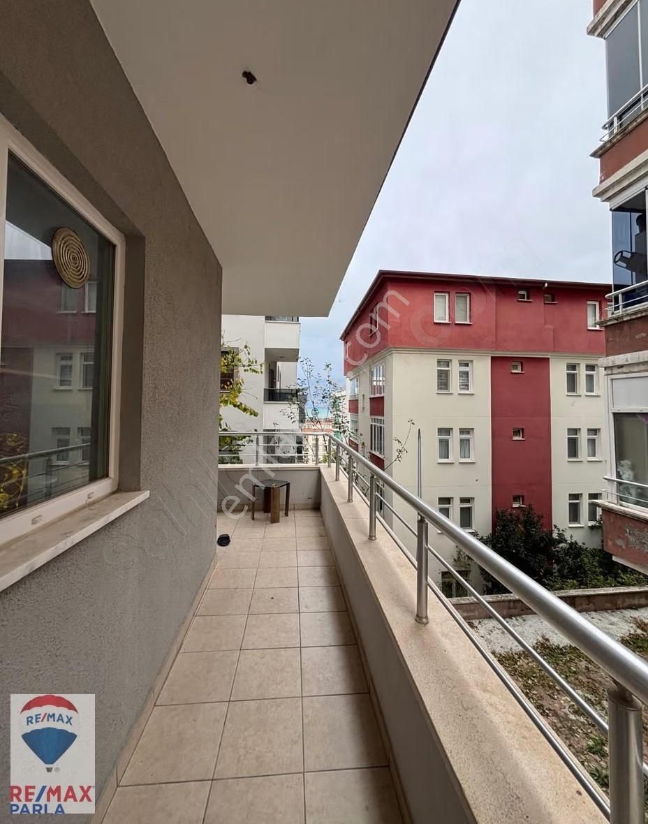 Körfez Tramvay'da | 20.000 Tl Kira Getirili | Eşyalı 2+1 Daire! - Görsel 14