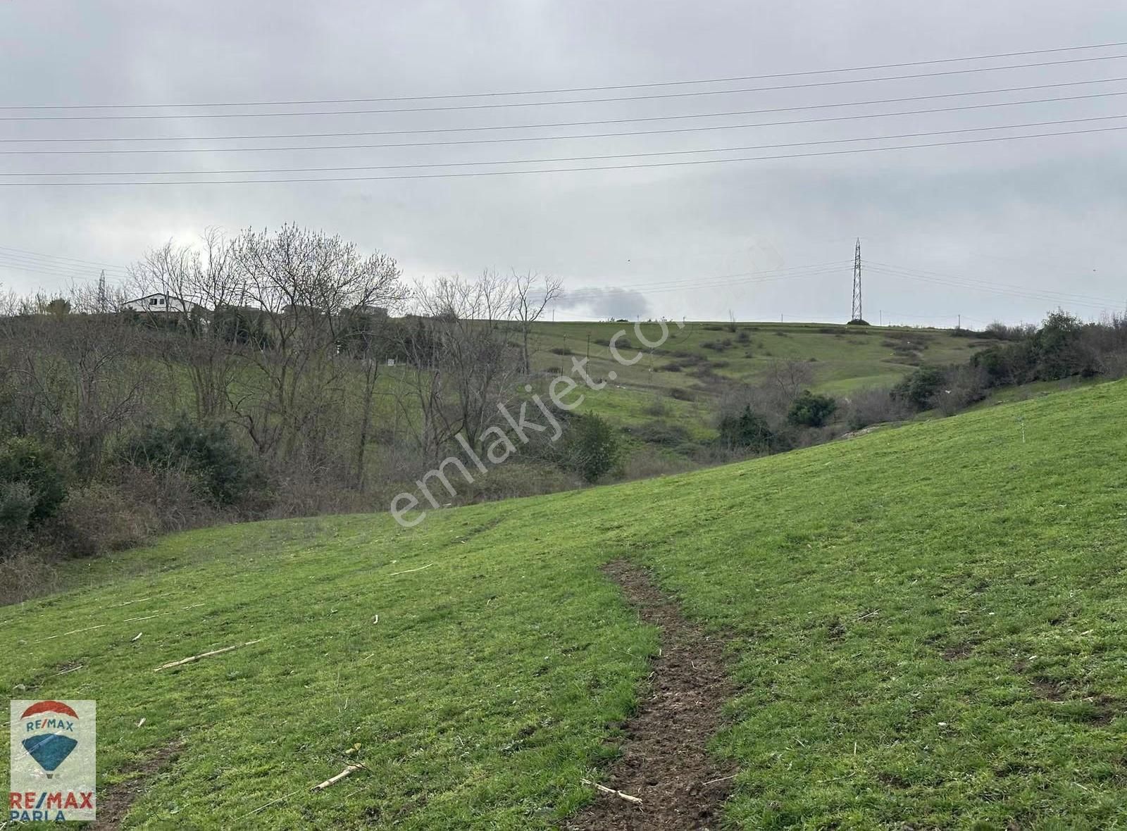 Cihan Çaylan'dan Fırsat Tarla İmar Sınırında