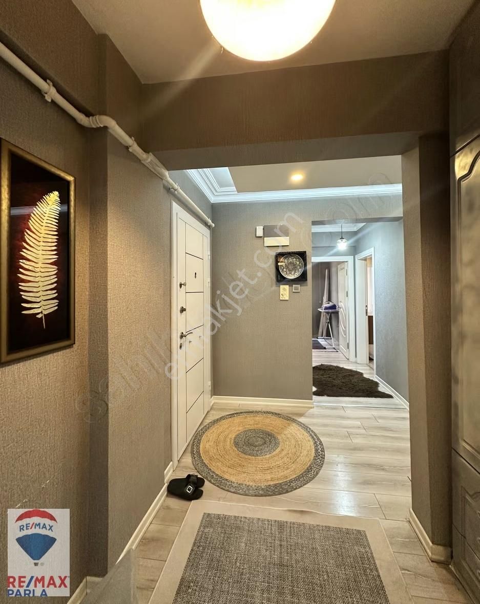 Remax Parla | Sahile Yürüme Mesafesinde 1.katta 3+1 Daire ! - Görsel 14