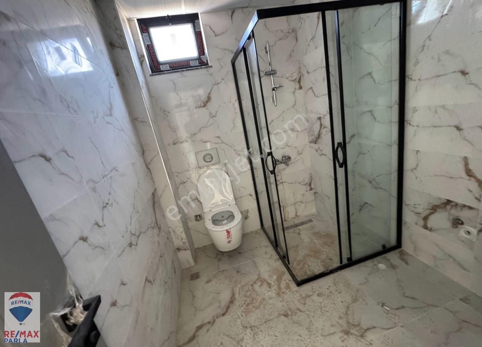 Parla | Körfez Tramvaya 600 M 47 M² Geniş Balkonlu 1+1 Daire! - Görsel 5