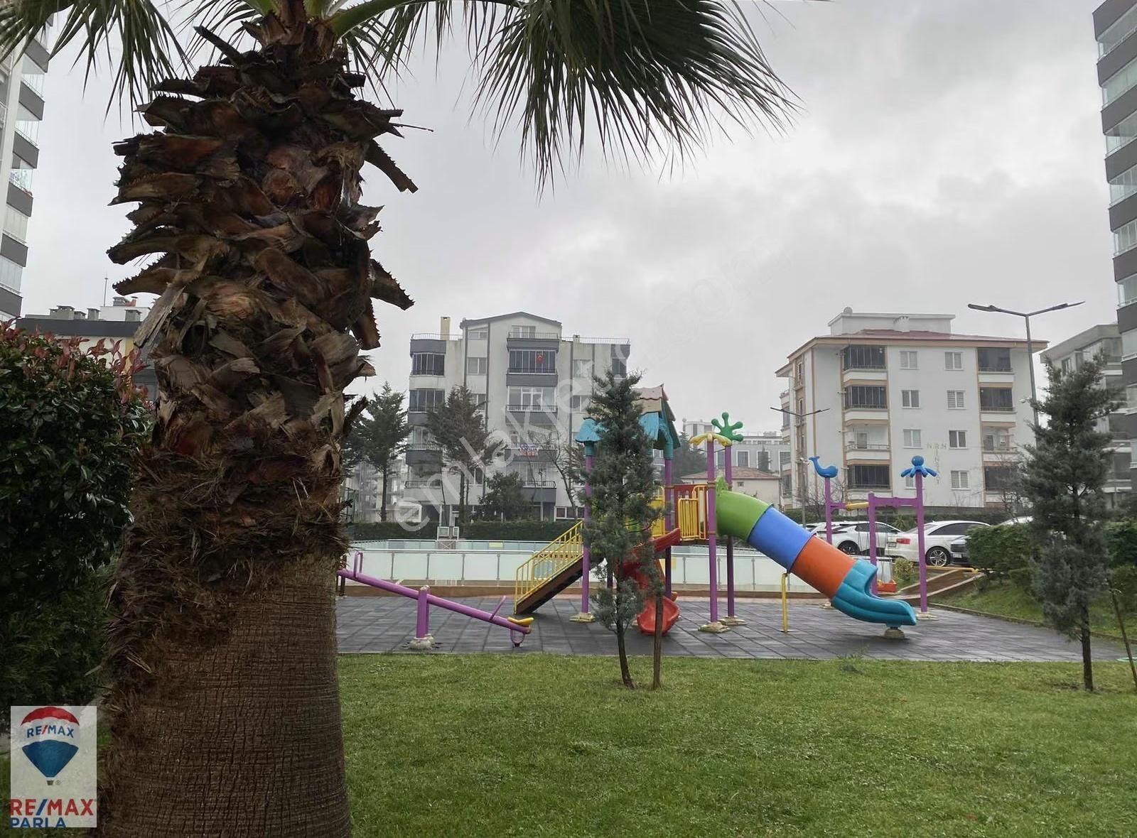 Özkar Sitesinde 2+1 Geniş Sosyal Olanakları Yüksek Daire - Görsel 17