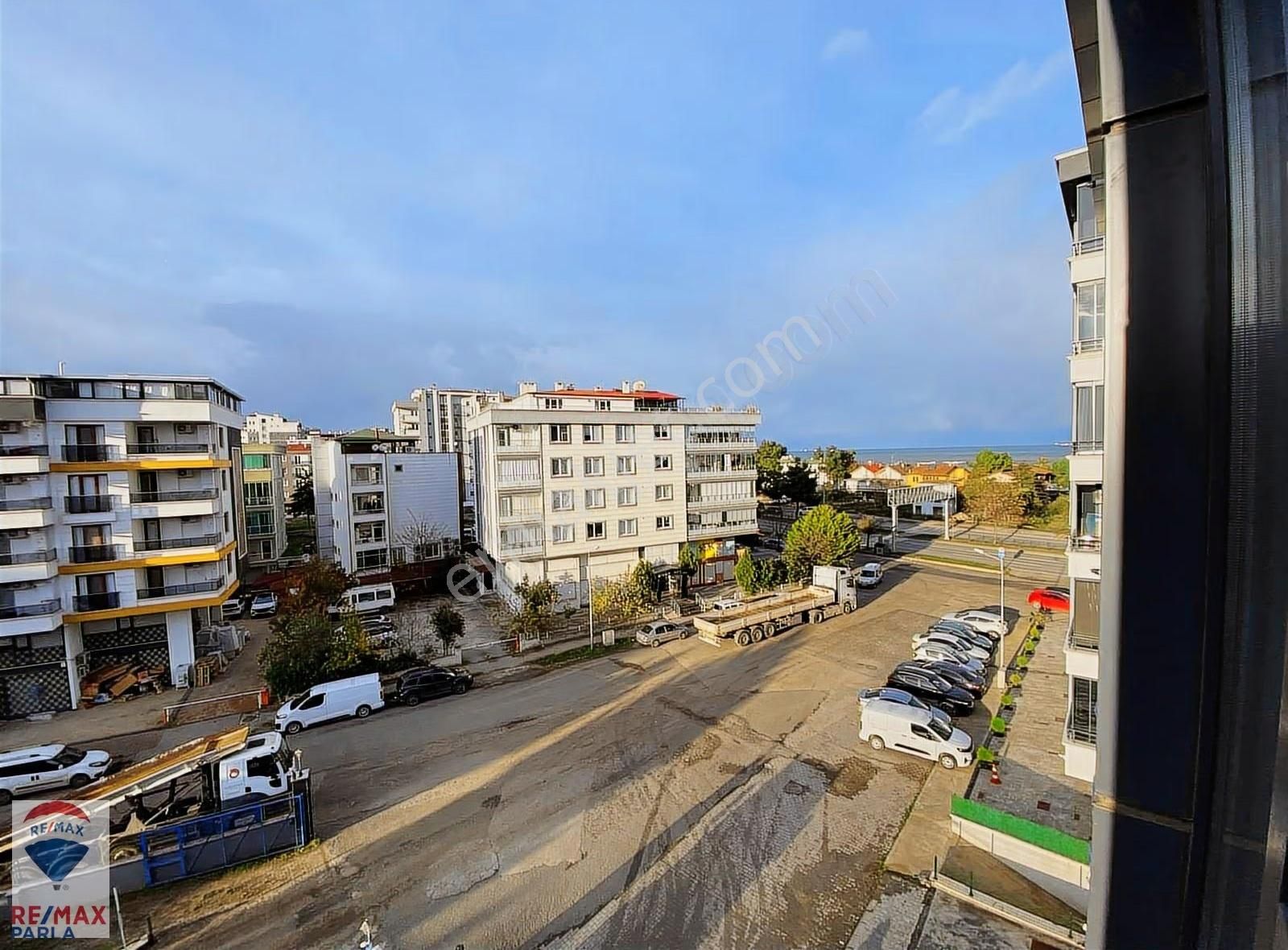 Atakum'da Deniz Manzaralı Satılık 1+1 Daire-remax Ezgi Kansız - Görsel 10
