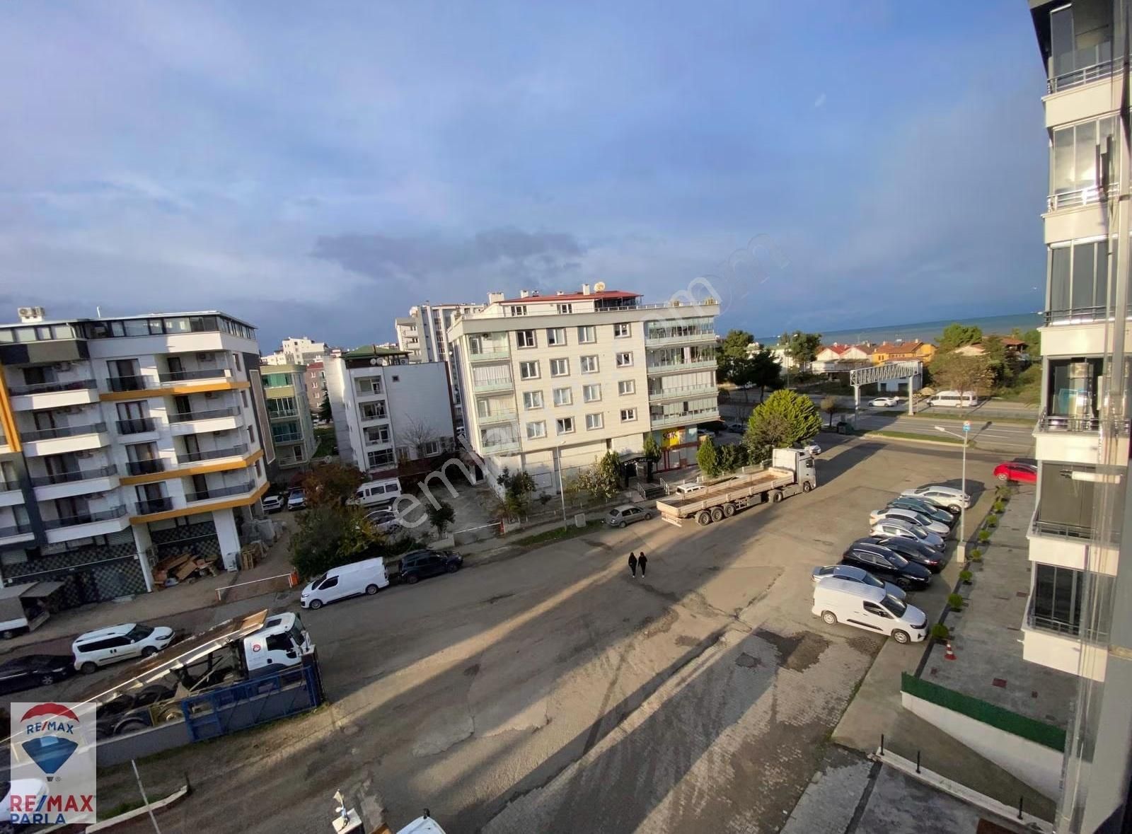 Atakum'da Deniz Manzaralı Satılık 1+1 Daire-remax Ezgi Kansız - Görsel 12