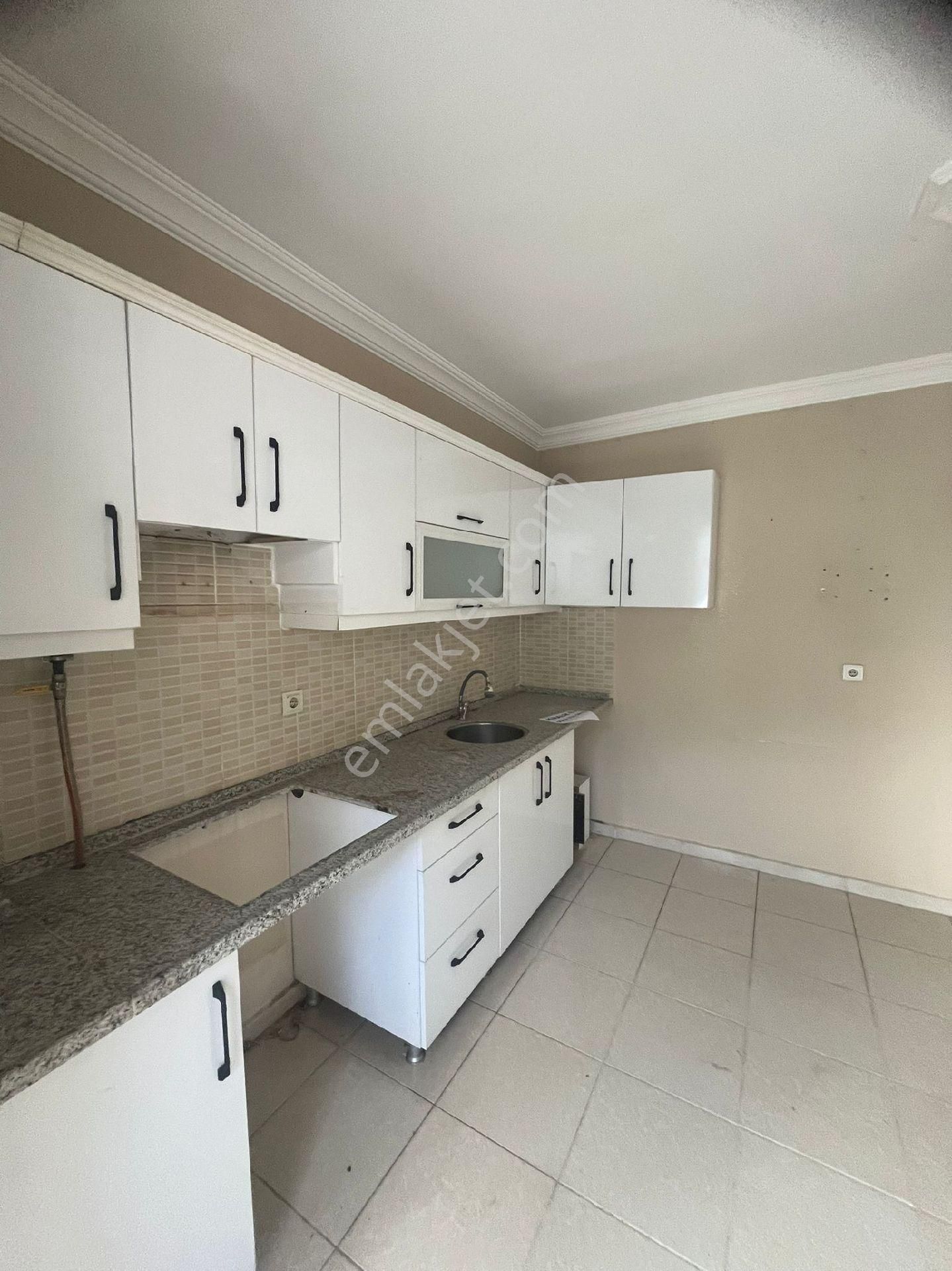 Ayrancılar Staremlaktan Merkez Yakını Kiralık 3+1 2.kat Daıre - Görsel 7