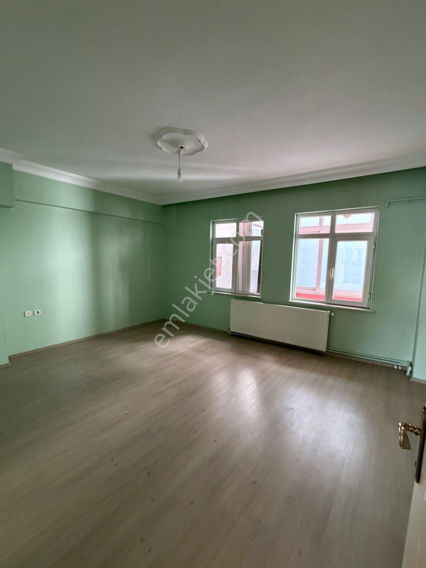 İhsaniye'de Koçkaçan Çeşmesi Yanı 2+1 Kiralık Daire - Görsel 4