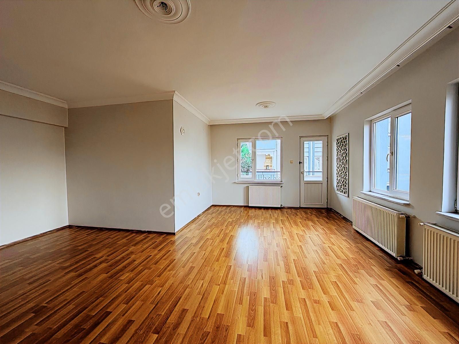 Century 21 Ewa'dan Itır Sitesinde Ferah 3+1 Kiralık Daire! - Görsel 3