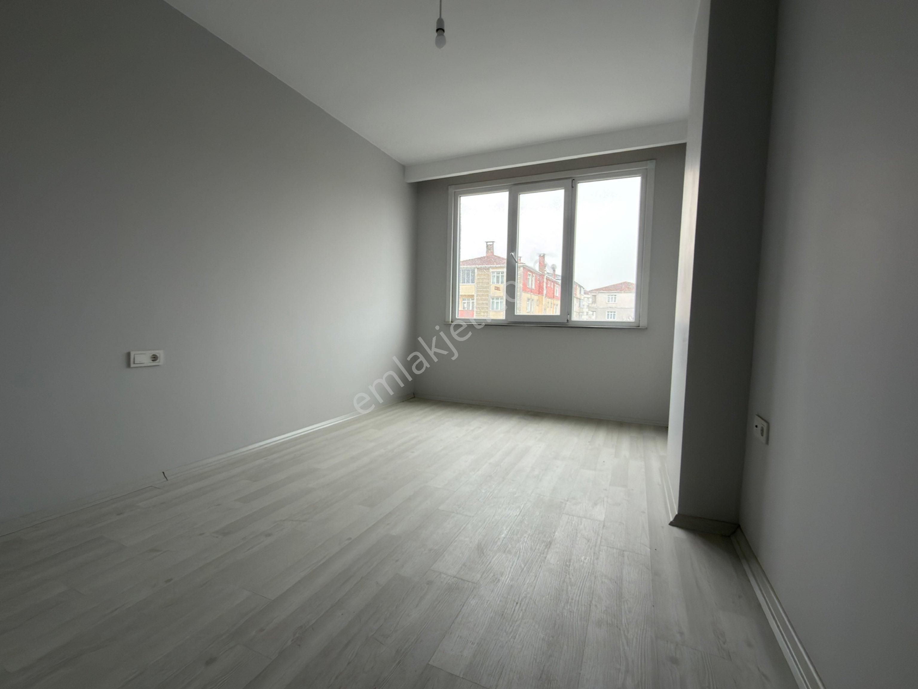 Çerkezköy Bağlık Mh 1+1 Acil Satılık Daire - Görsel 19
