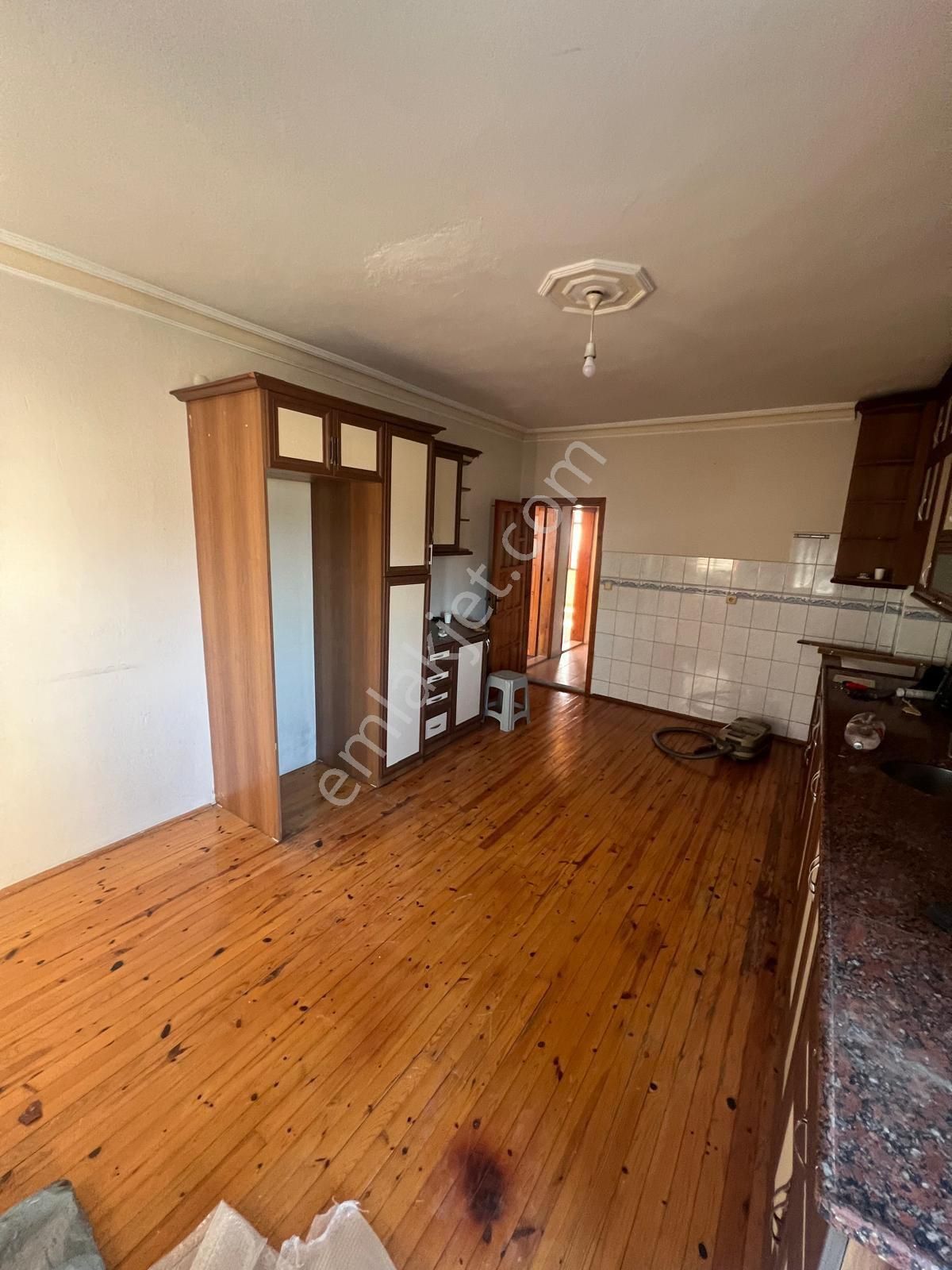 Devlet Hastanesi Yakın Yürüme Mesafesinde Kiralık 2+1 Daire - Görsel 12