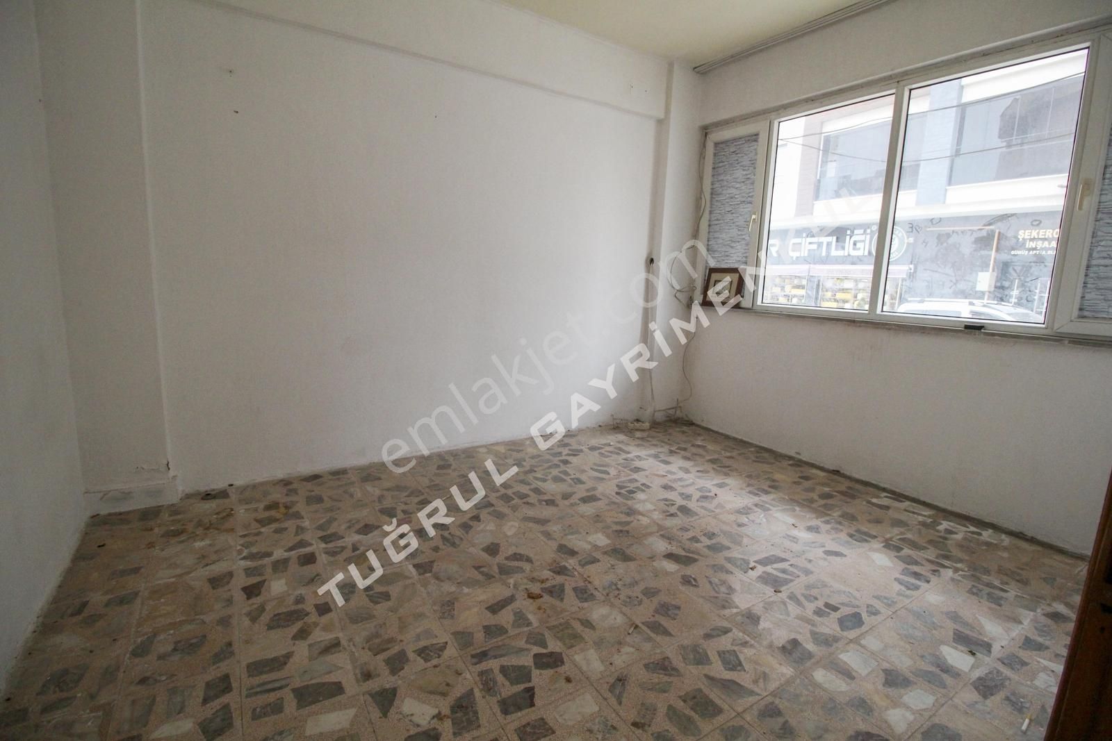 Çalı Merkez -gümüşlük Yoluna Cephe 75m2 Dükkan - Görsel 3