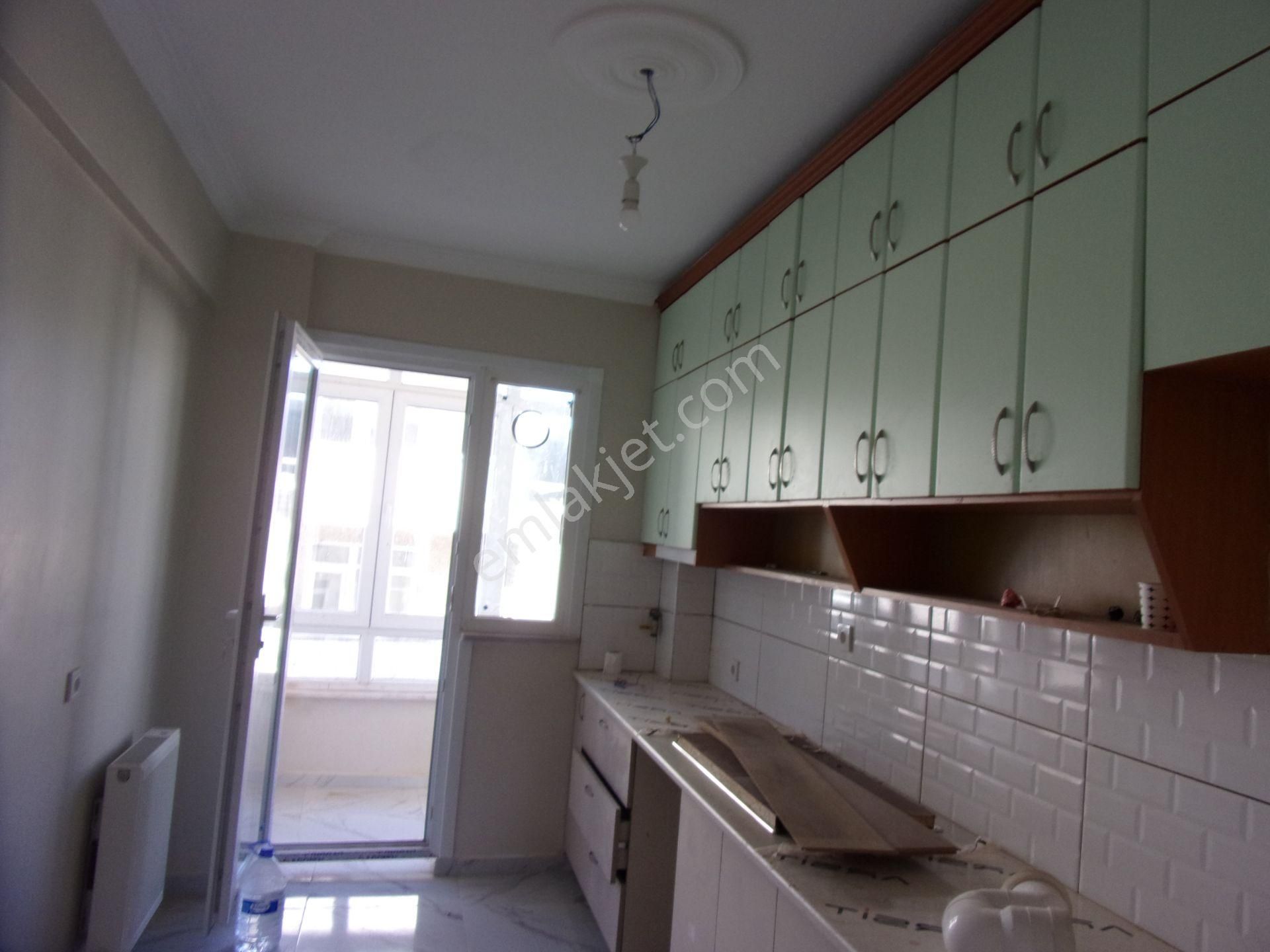 Tarabya Aydın Evlerde 3+1 140 Metrekare Sıfırlanmış Kiralık Daire - Görsel 2