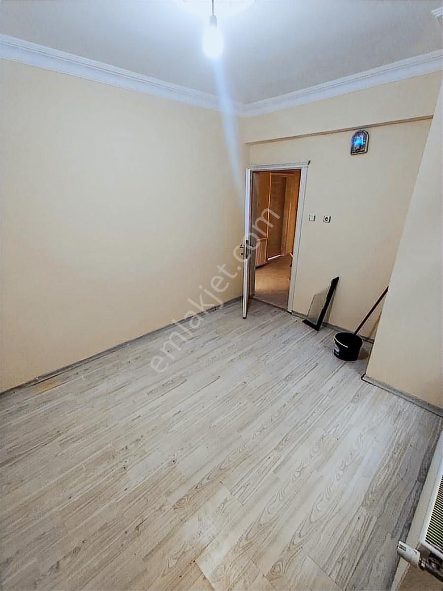 Görgülü Emlaktan Satılık 3+0 Daire Sarıcalı - Görsel 11