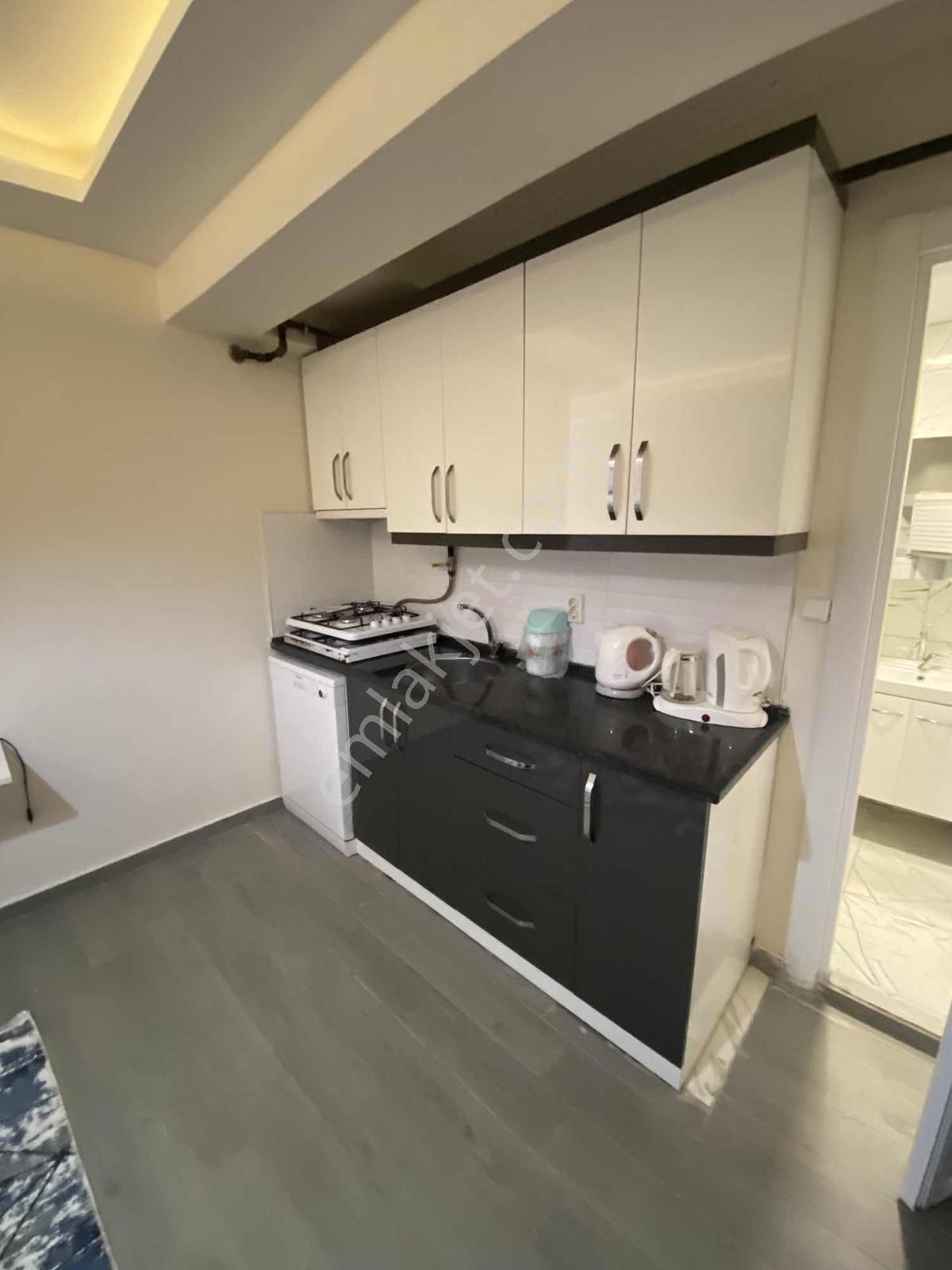 Buca Üçkuyular Meydanda Kiralık 1+1 Doğalgazlı Bahçeli Ev - Görsel 7