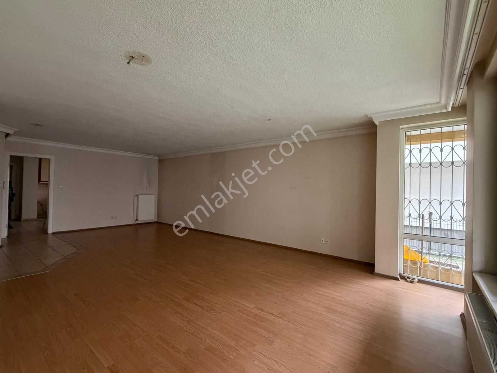 Ankara Çankaya Bahçelievler'de Geniş 2+1 Kiralık Daire - Görsel 9