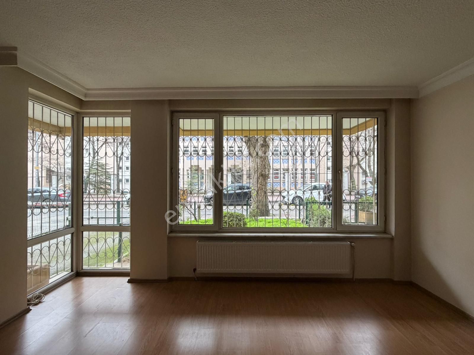 Ankara Çankaya Bahçelievler'de Geniş 2+1 Kiralık Daire - Görsel 11