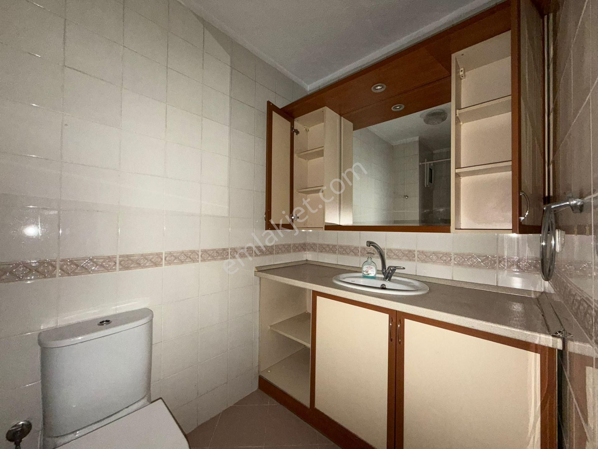 Ankara Çankaya Bahçelievler'de Geniş 2+1 Kiralık Daire - Görsel 32