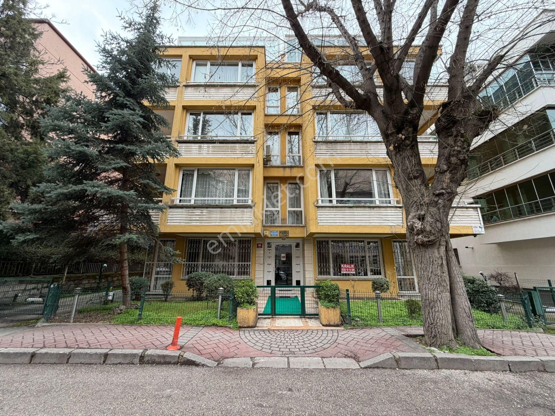 Ankara Çankaya Bahçelievler'de Geniş 2+1 Kiralık Daire