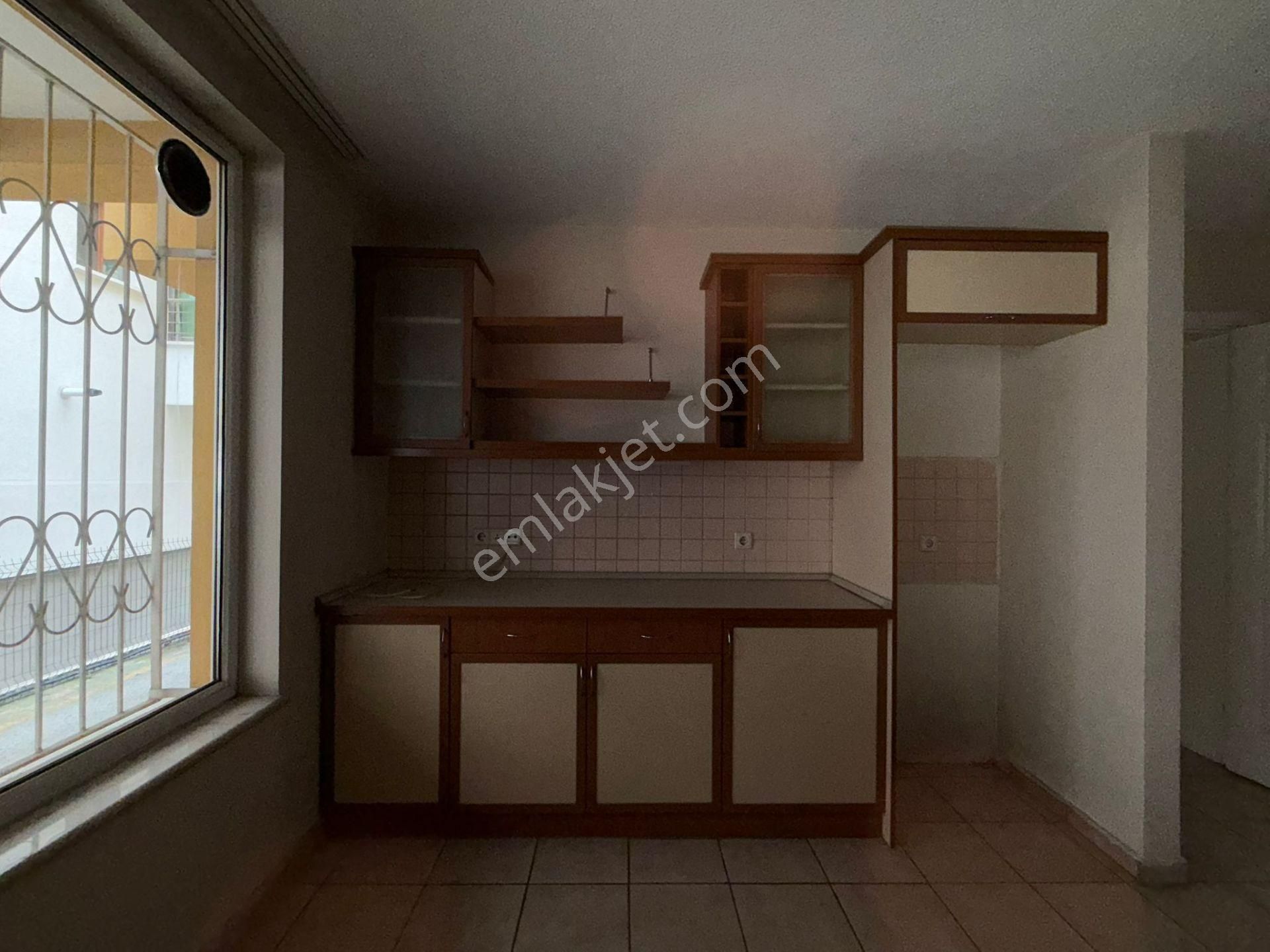 Ankara Çankaya Bahçelievler'de Geniş 2+1 Kiralık Daire - Görsel 17