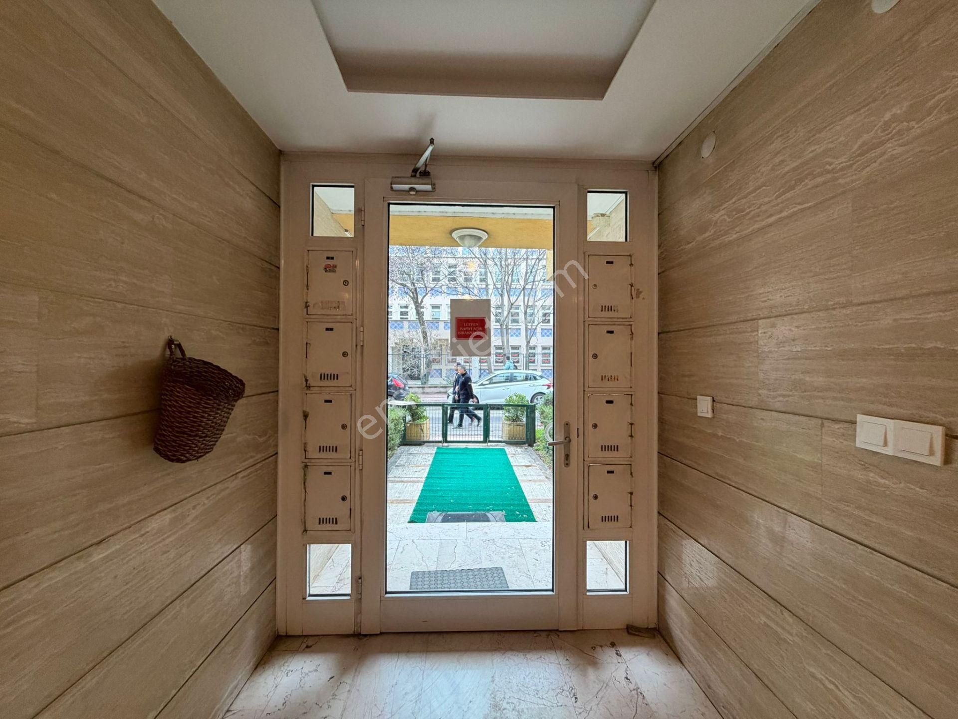 Ankara Çankaya Bahçelievler'de Geniş 2+1 Kiralık Daire - Görsel 2