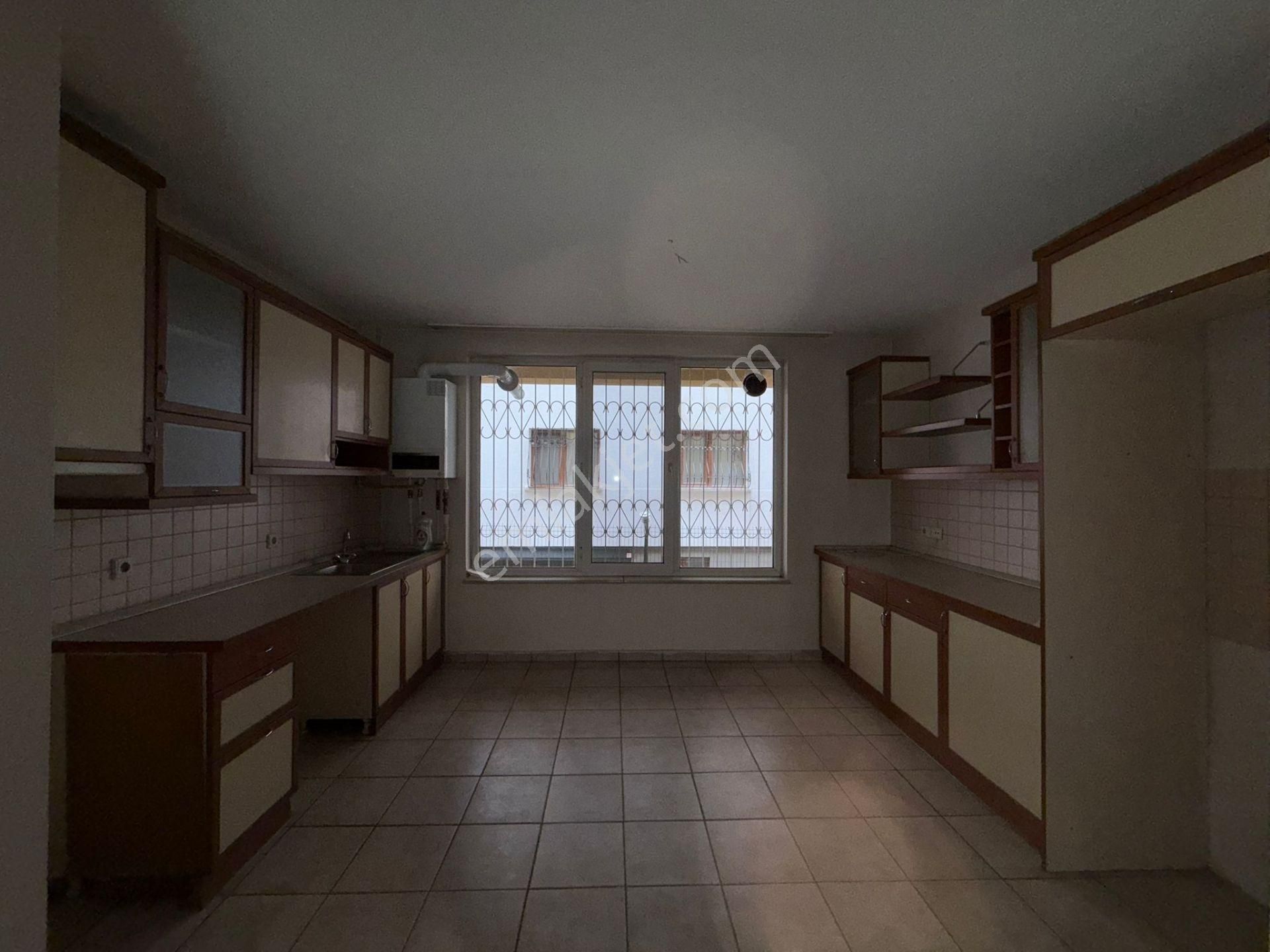 Ankara Çankaya Bahçelievler'de Geniş 2+1 Kiralık Daire - Görsel 18