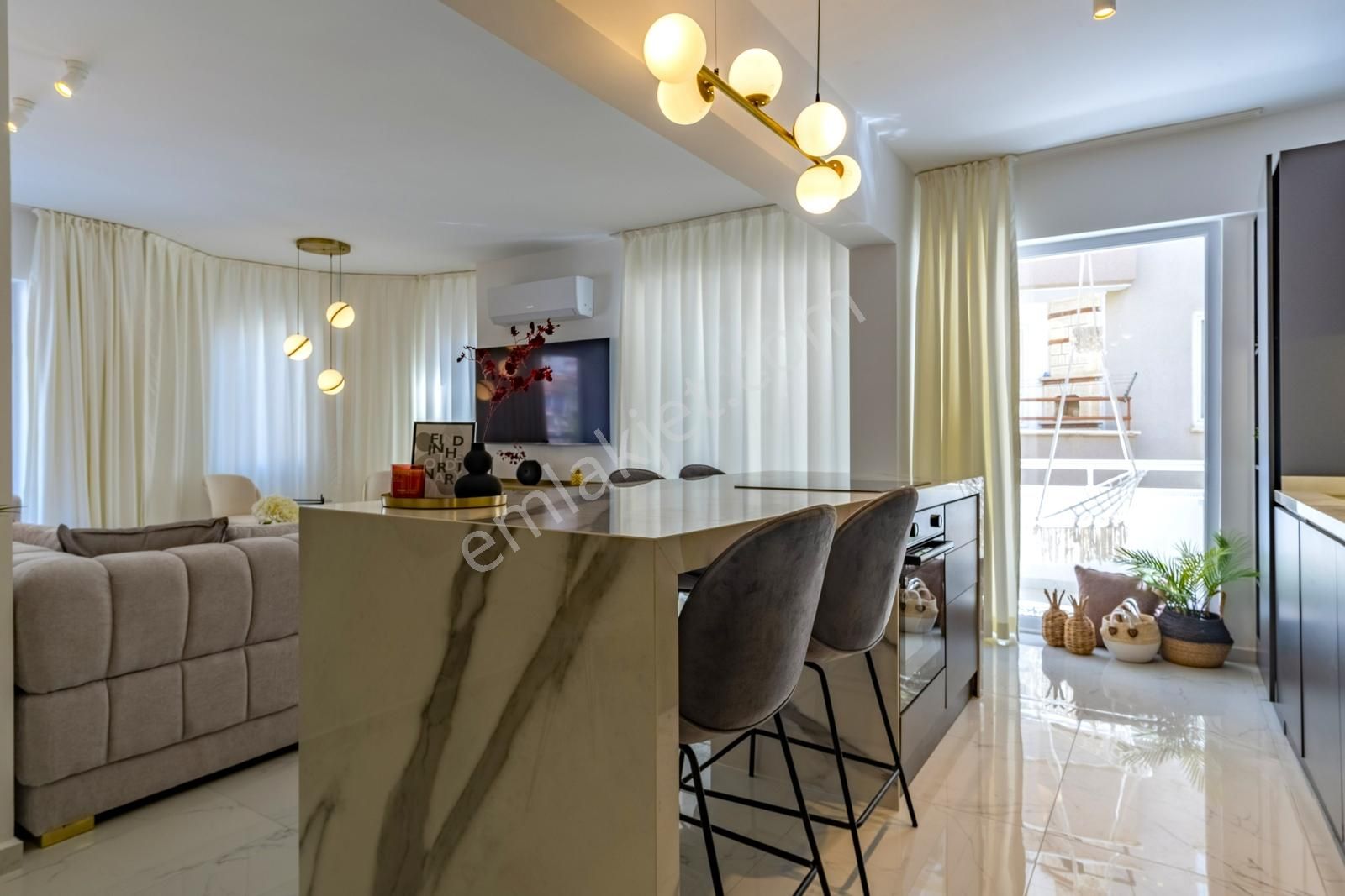 Satılık 2+1 Daire Alanya Şehir Merkezi İçi Sıfır Yapılı - Görsel 3