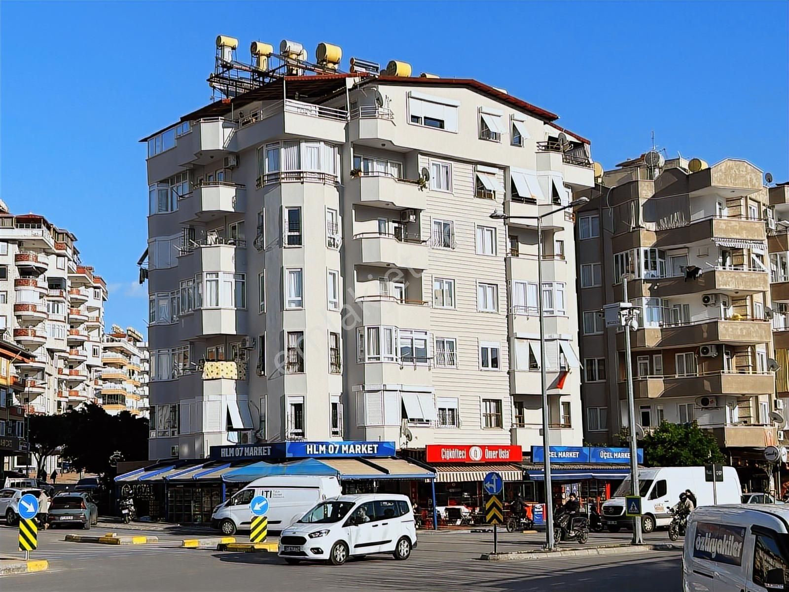 Satılık 2+1 Daire Alanya Şehir Merkezi İçi Sıfır Yapılı