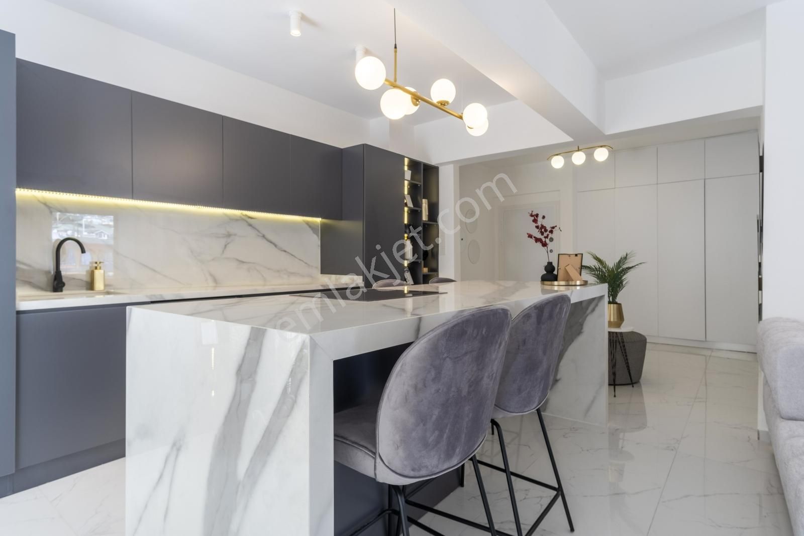 Satılık 2+1 Daire Alanya Şehir Merkezi İçi Sıfır Yapılı - Görsel 7