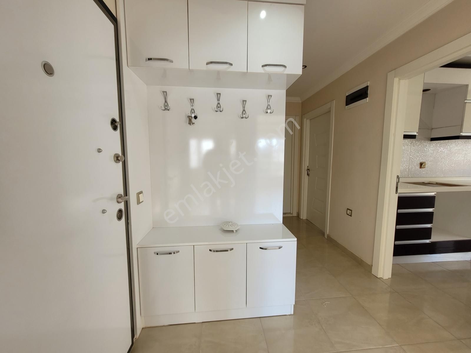 Göçerler'de Kiralık 2+1 Site İçi 1.kat Geniş Daire - Görsel 9