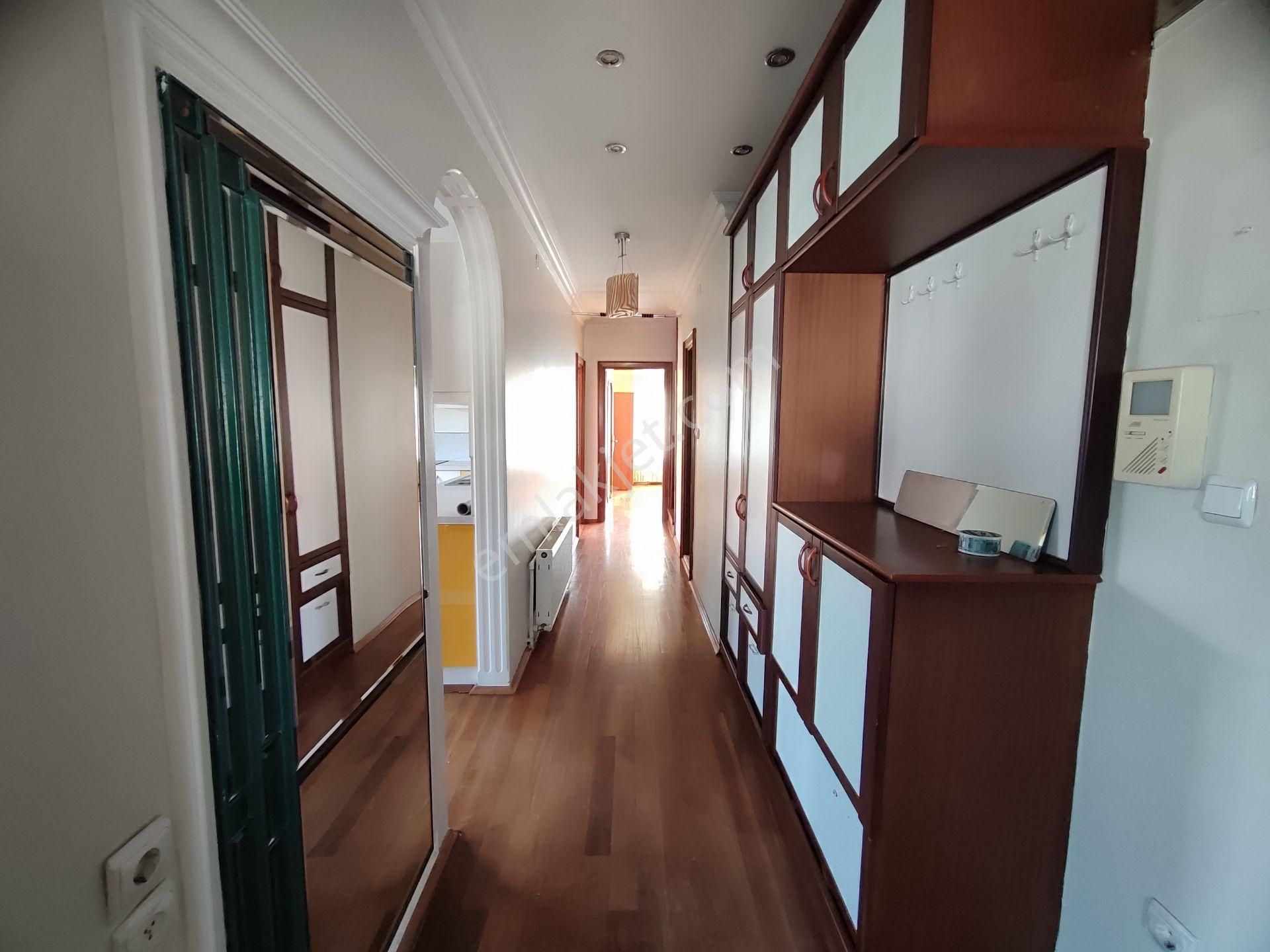 Kardeşten Akçay Merkezde Deniz Ve Kordon Manzaralı Geniş 4+1 Dubleks Daire - Görsel 16