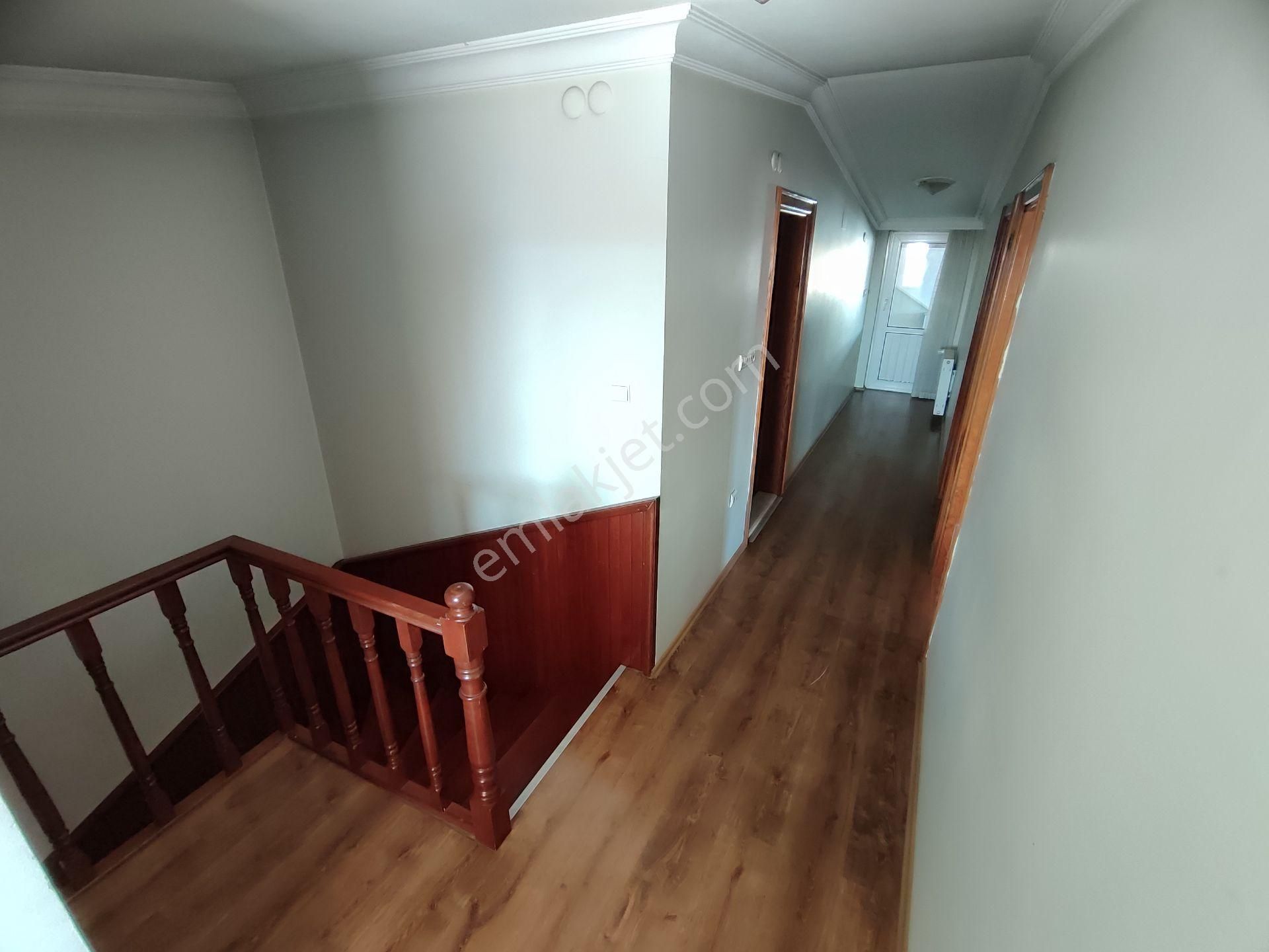 Kardeşten Akçay Merkezde Deniz Ve Kordon Manzaralı Geniş 4+1 Dubleks Daire - Görsel 33