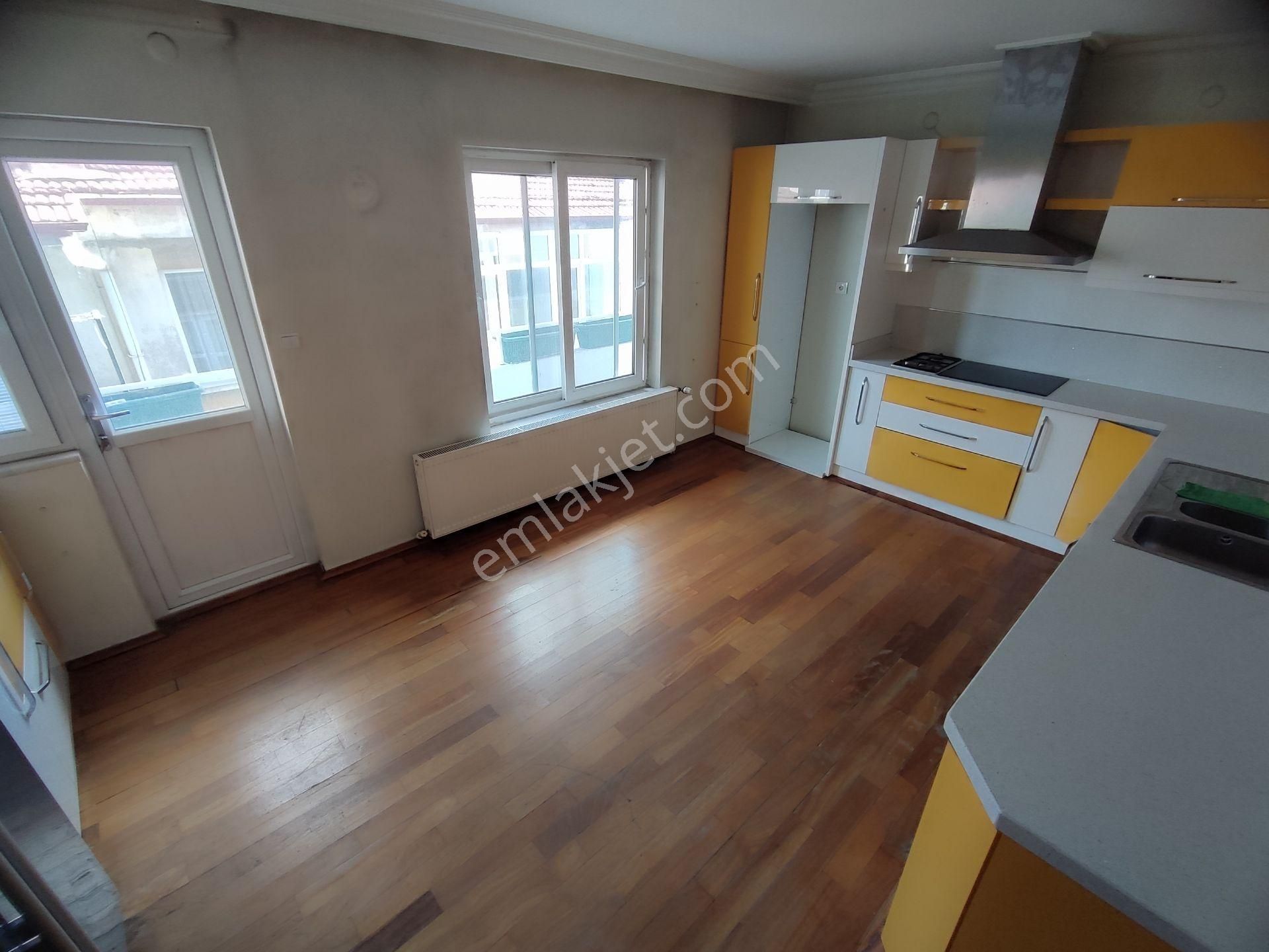 Kardeşten Akçay Merkezde Deniz Ve Kordon Manzaralı Geniş 4+1 Dubleks Daire - Görsel 15