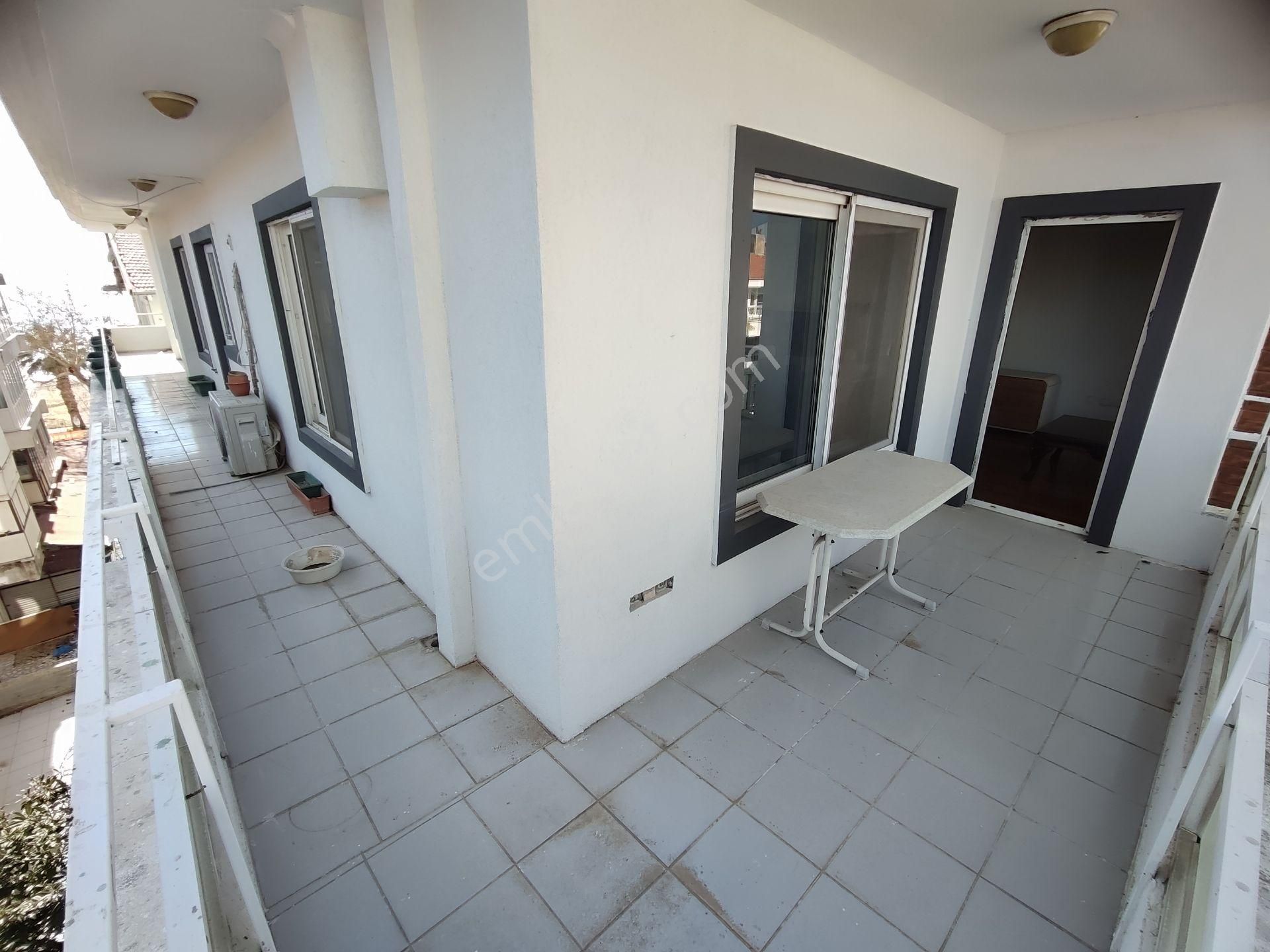 Kardeşten Akçay Merkezde Deniz Ve Kordon Manzaralı Geniş 4+1 Dubleks Daire - Görsel 8