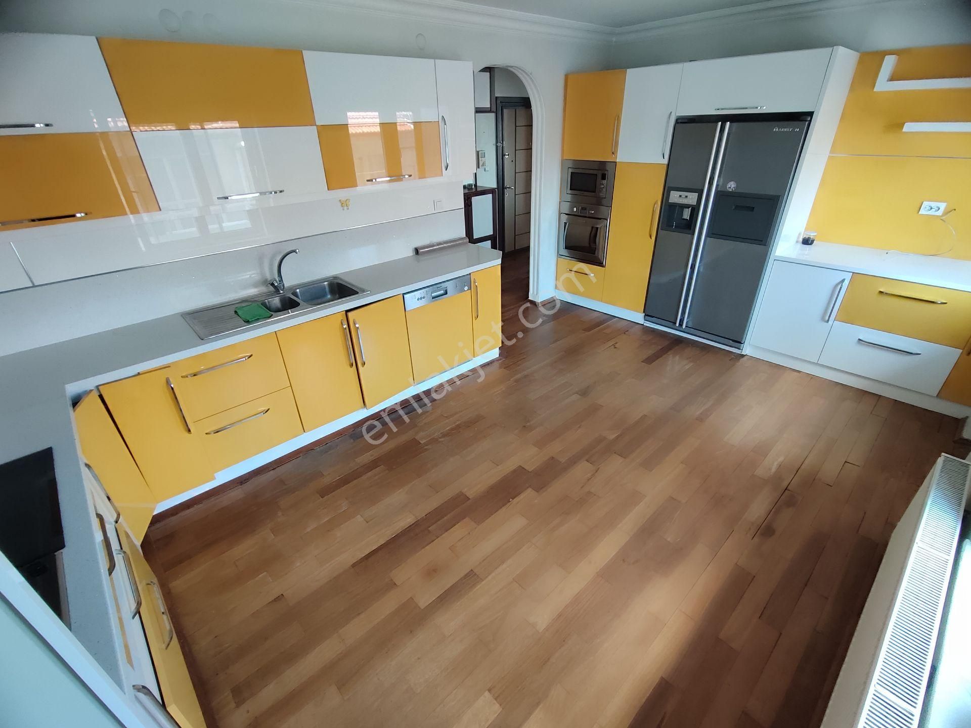 Kardeşten Akçay Merkezde Deniz Ve Kordon Manzaralı Geniş 4+1 Dubleks Daire - Görsel 10