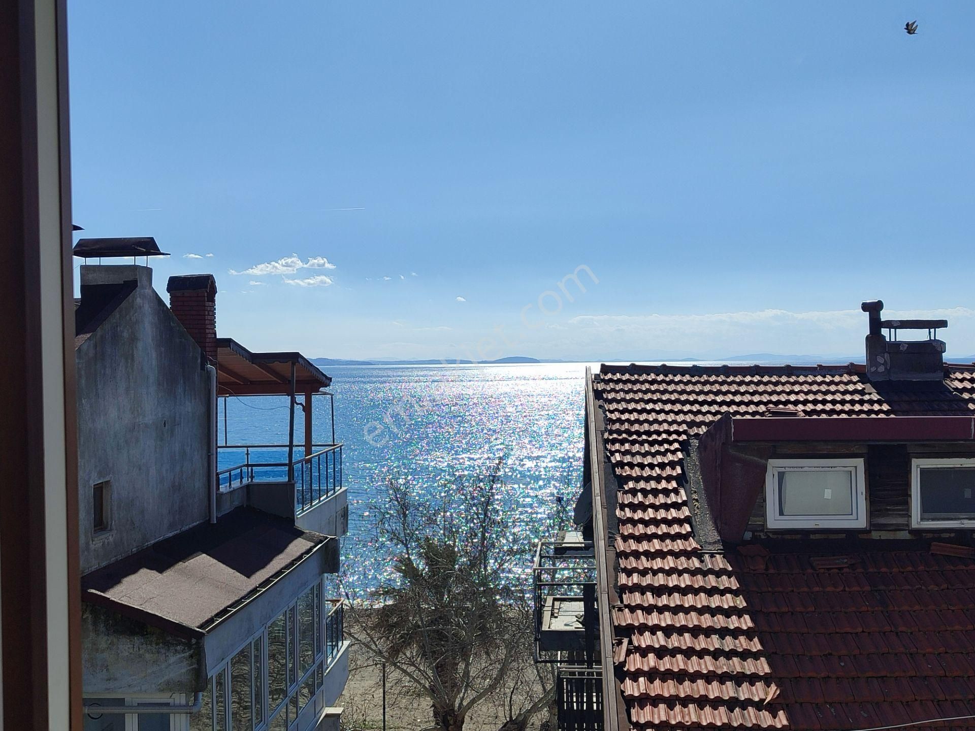 Kardeşten Akçay Merkezde Deniz Ve Kordon Manzaralı Geniş 4+1 Dubleks Daire