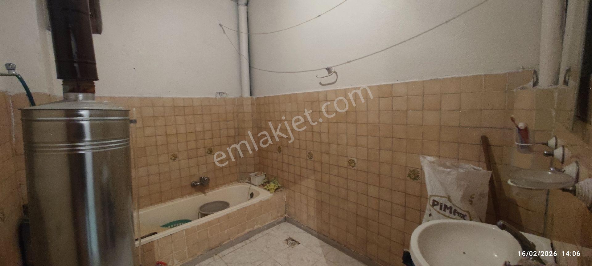 Aksaray Da Ana Caddeye Sıfır Yarıbodrum - Görsel 13