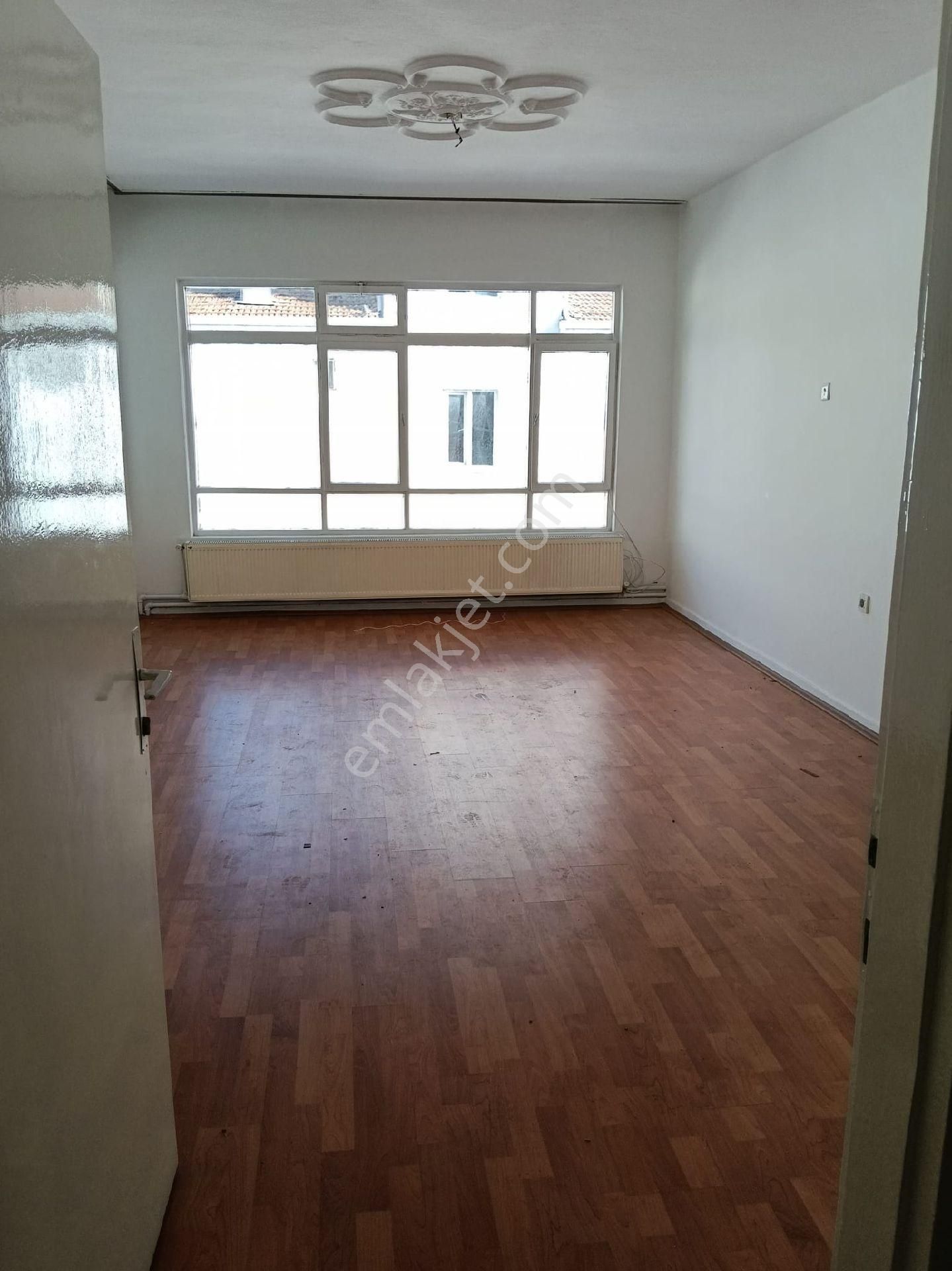 Sahibinden 1 Caddede Kiralık - Görsel 4