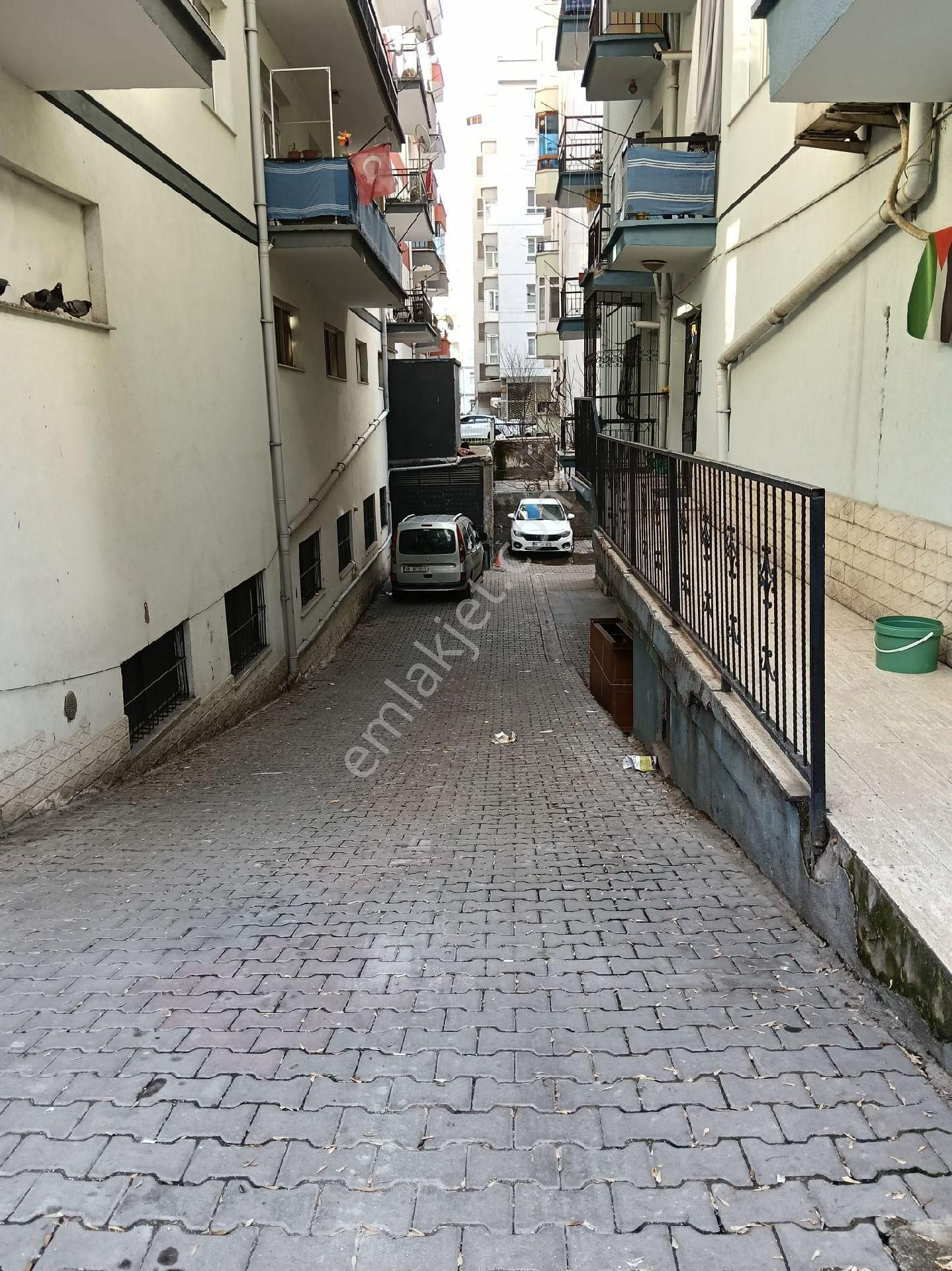 Sahibinden 1 Caddede Kiralık - Görsel 22