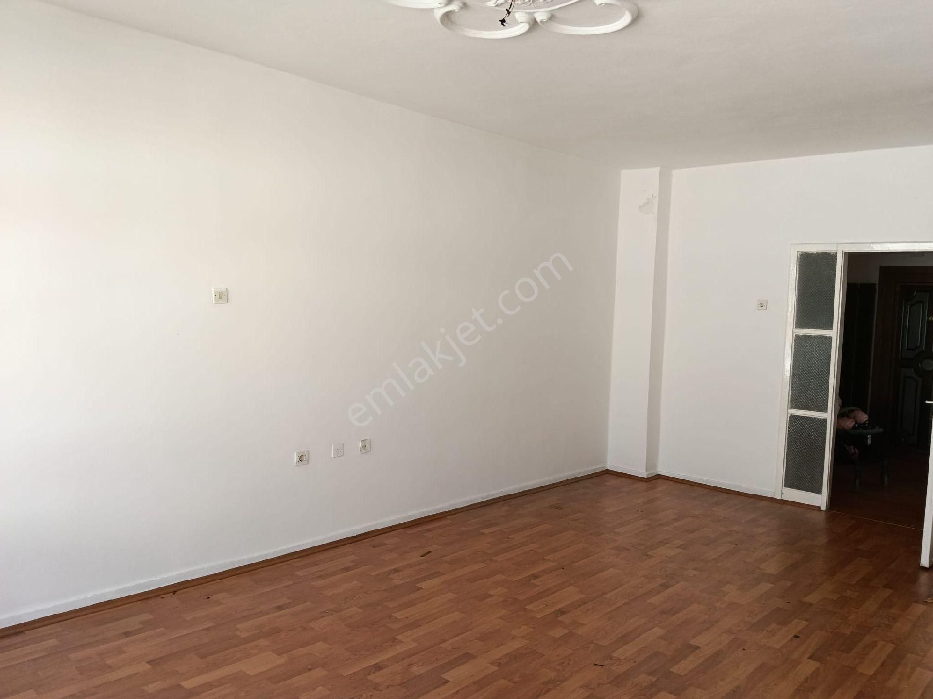 Sahibinden 1 Caddede Kiralık - Görsel 3