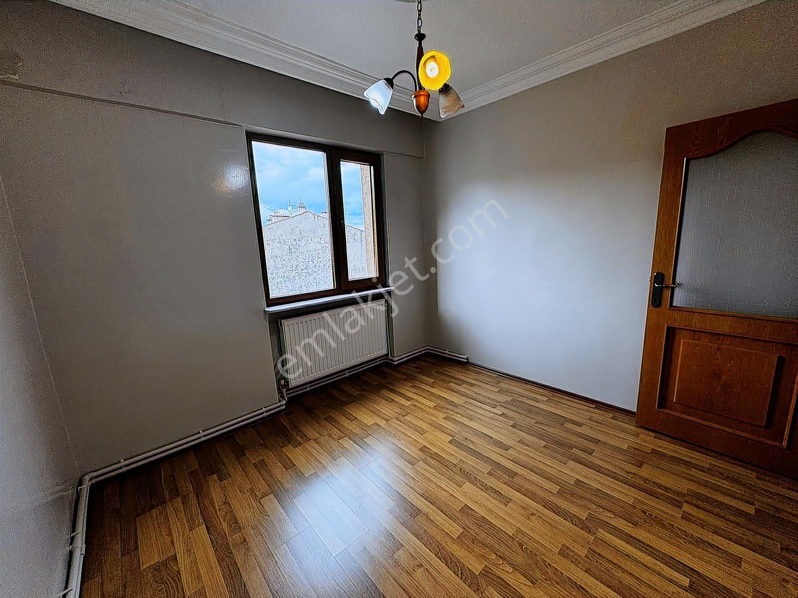 Davutkadı'da Bakımlı 3+1 Satılık Daire - Görsel 9