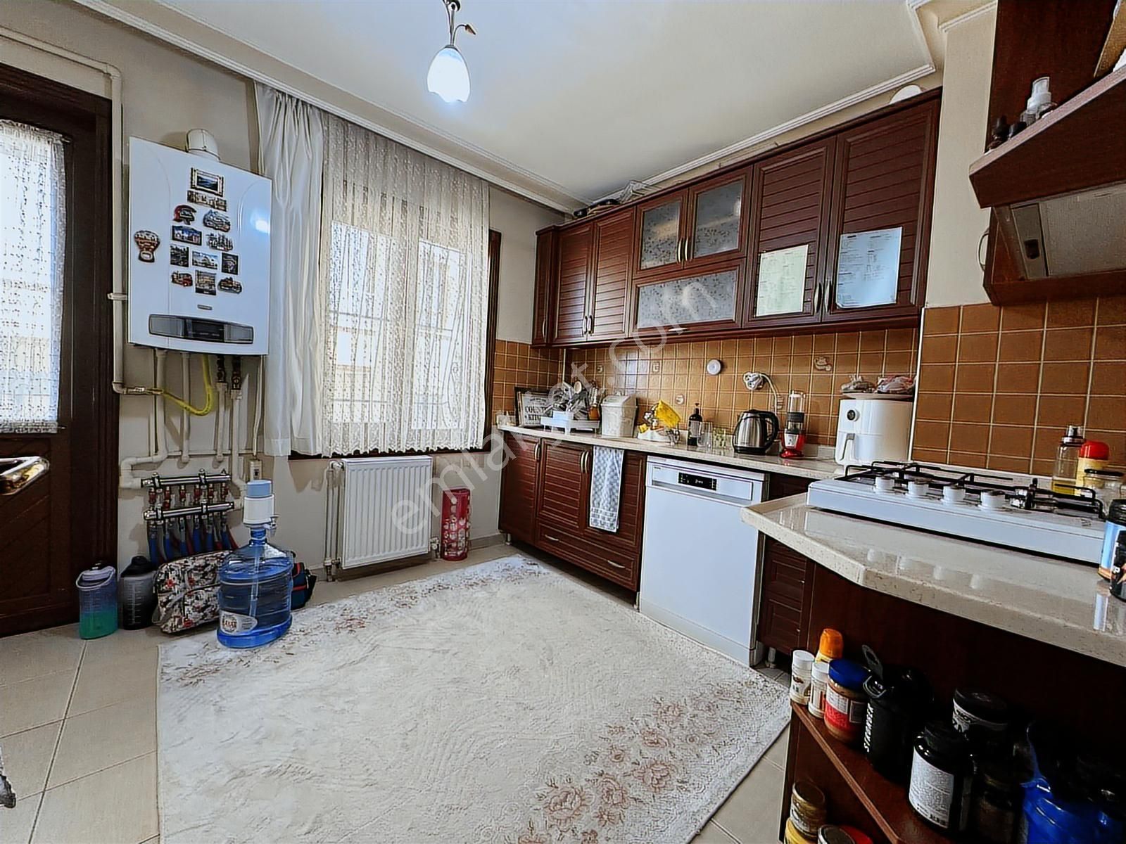 Aşağı Eğlence Yakını Yeni Binada Asansörlü Kaçmaz Fırsat - Görsel 2