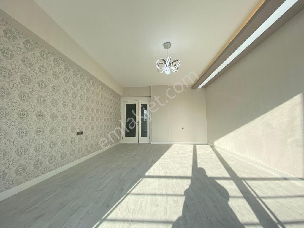 Mehmet Zengin'den Lüks Sitede Kapalı Otoparlı 8.kat 4+1 Daire - Görsel 23