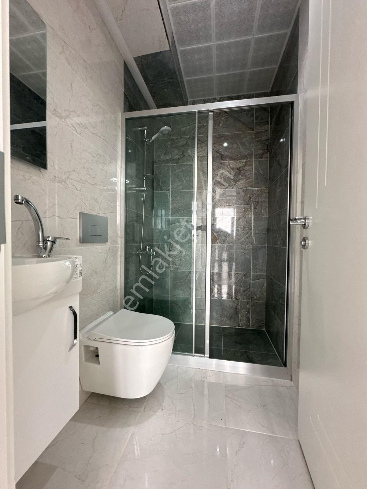 Mehmet Zengin'den Lüks Sitede Kapalı Otoparlı 8.kat 4+1 Daire - Görsel 13