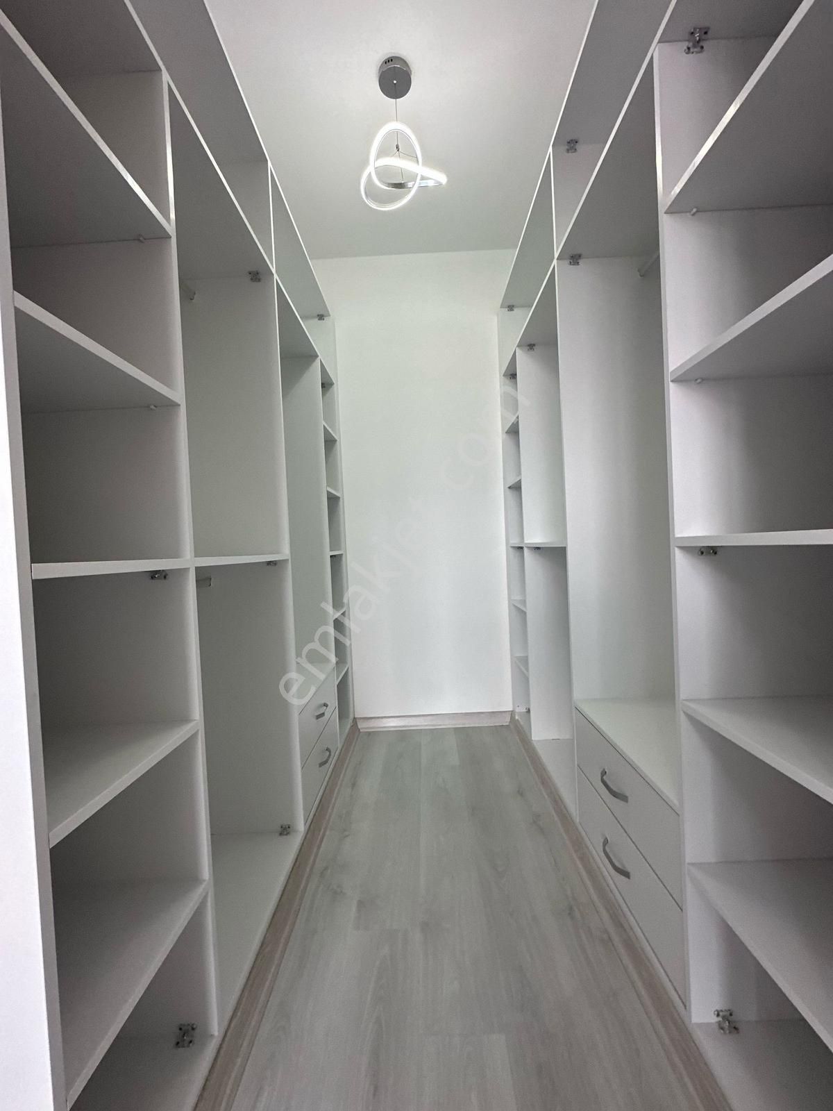 Mehmet Zengin'den Lüks Sitede Kapalı Otoparlı 8.kat 4+1 Daire - Görsel 30