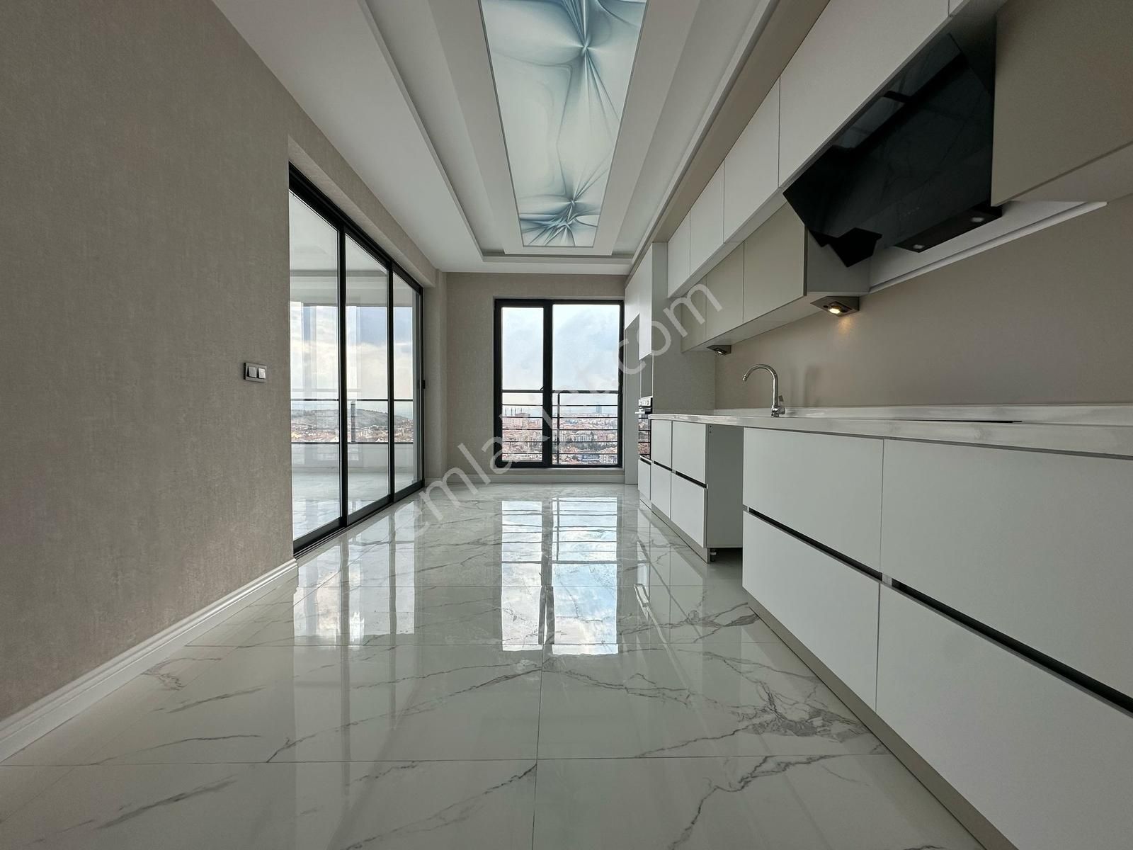 Mehmet Zengin'den Lüks Sitede Kapalı Otoparlı 8.kat 4+1 Daire - Görsel 5